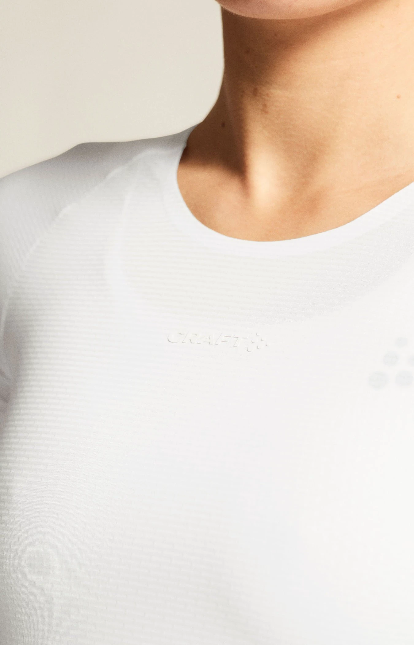 5. Tricou femei Craft Pro Dry Nanoweight SS - alb | strat de bază ultraușor