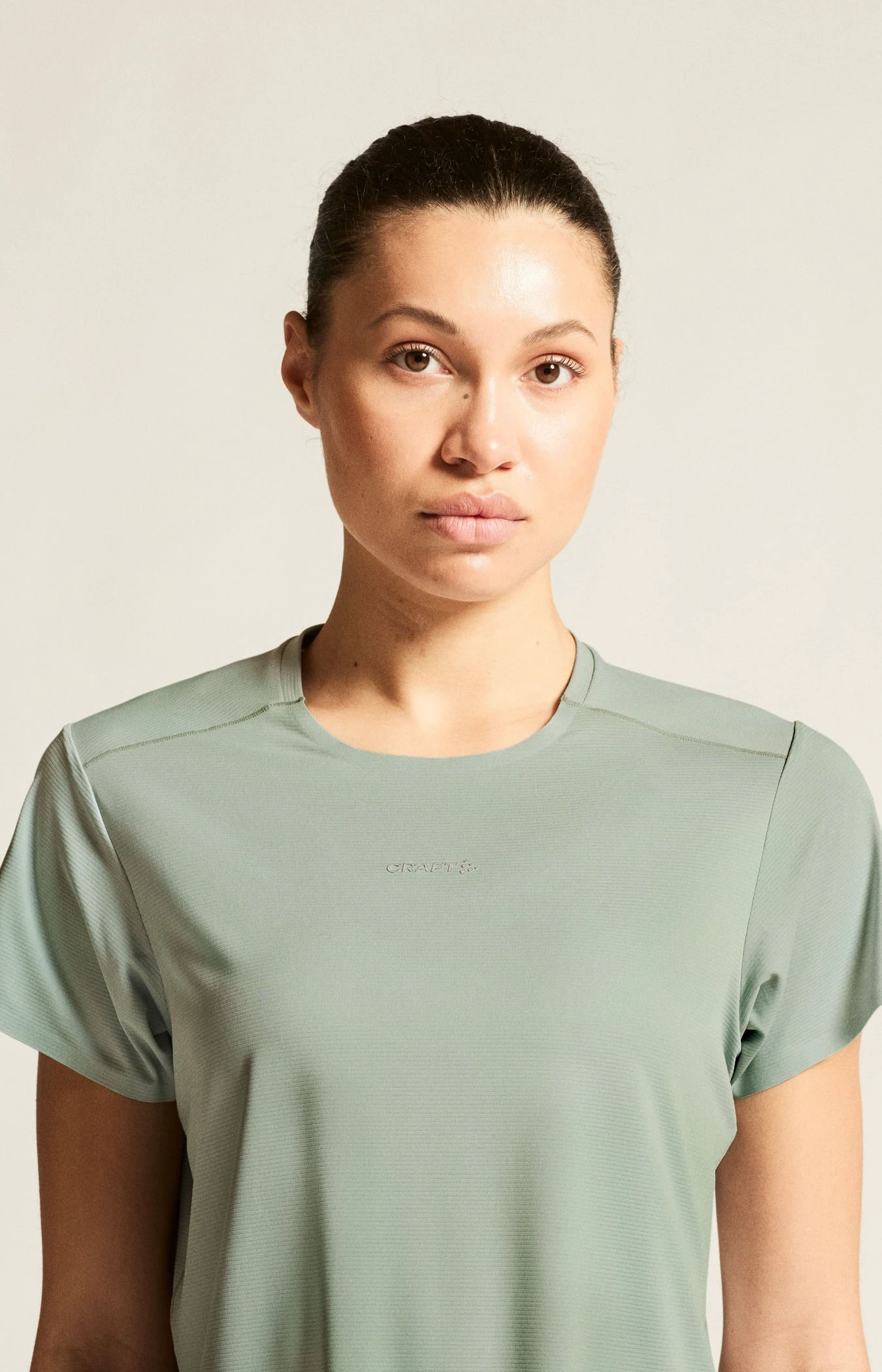 6. Tricou alergare Craft Hypervent Tee - gri | ventilație perforată