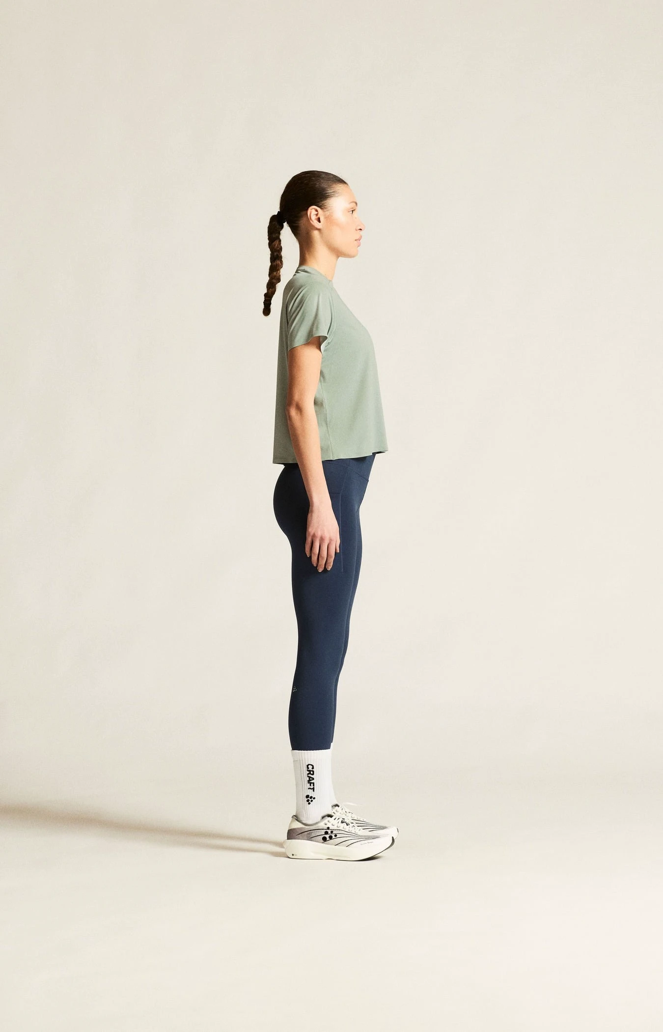 4. Tricou alergare Craft Hypervent Tee - gri | ventilație perforată