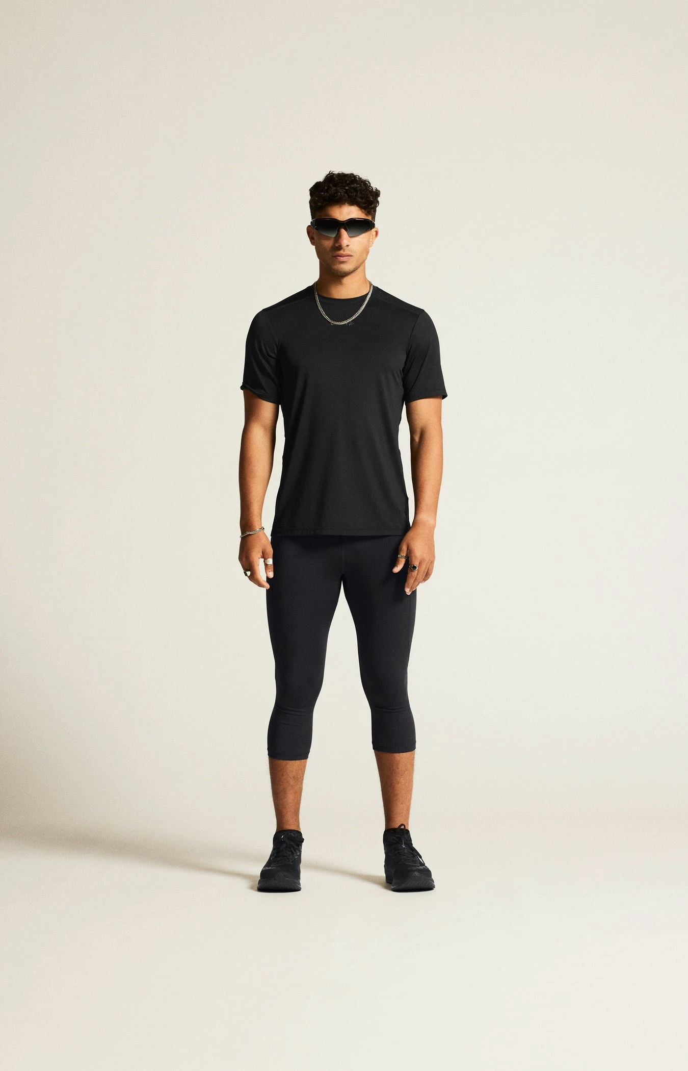 Tricou alergare Craft ADV Essence SS Tee 2 - negru | poliester reciclat - 191208