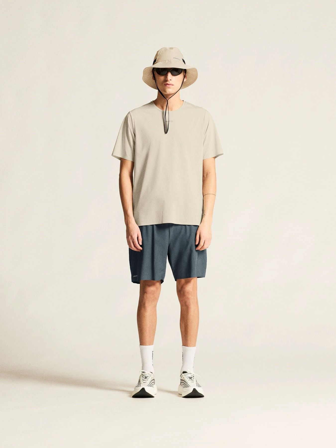 1. Pantaloni scurți trail Craft Pro Trail Shorts - gri | alergare munte