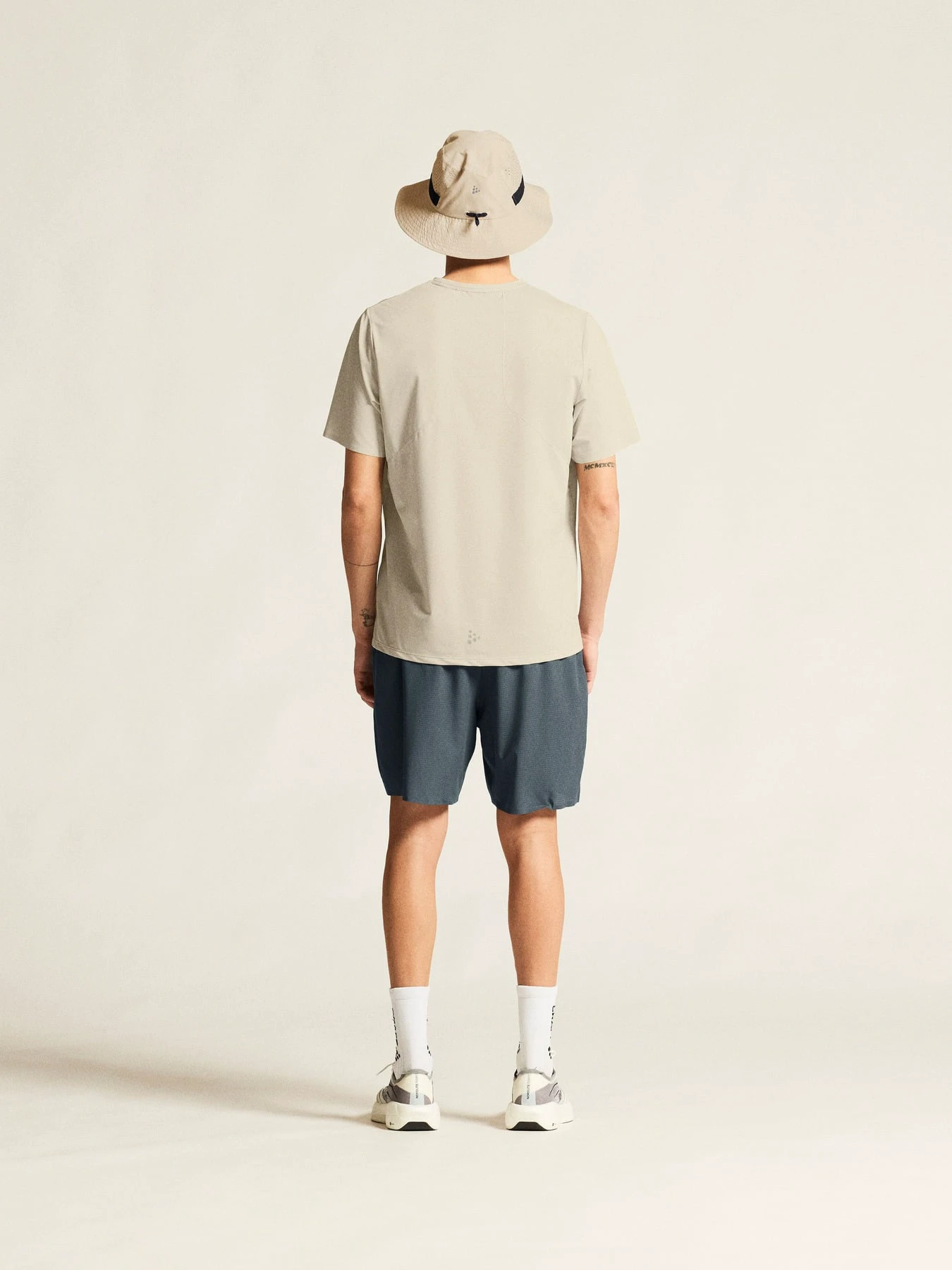 4. Pantaloni scurți trail Craft Pro Trail Shorts - gri | alergare munte