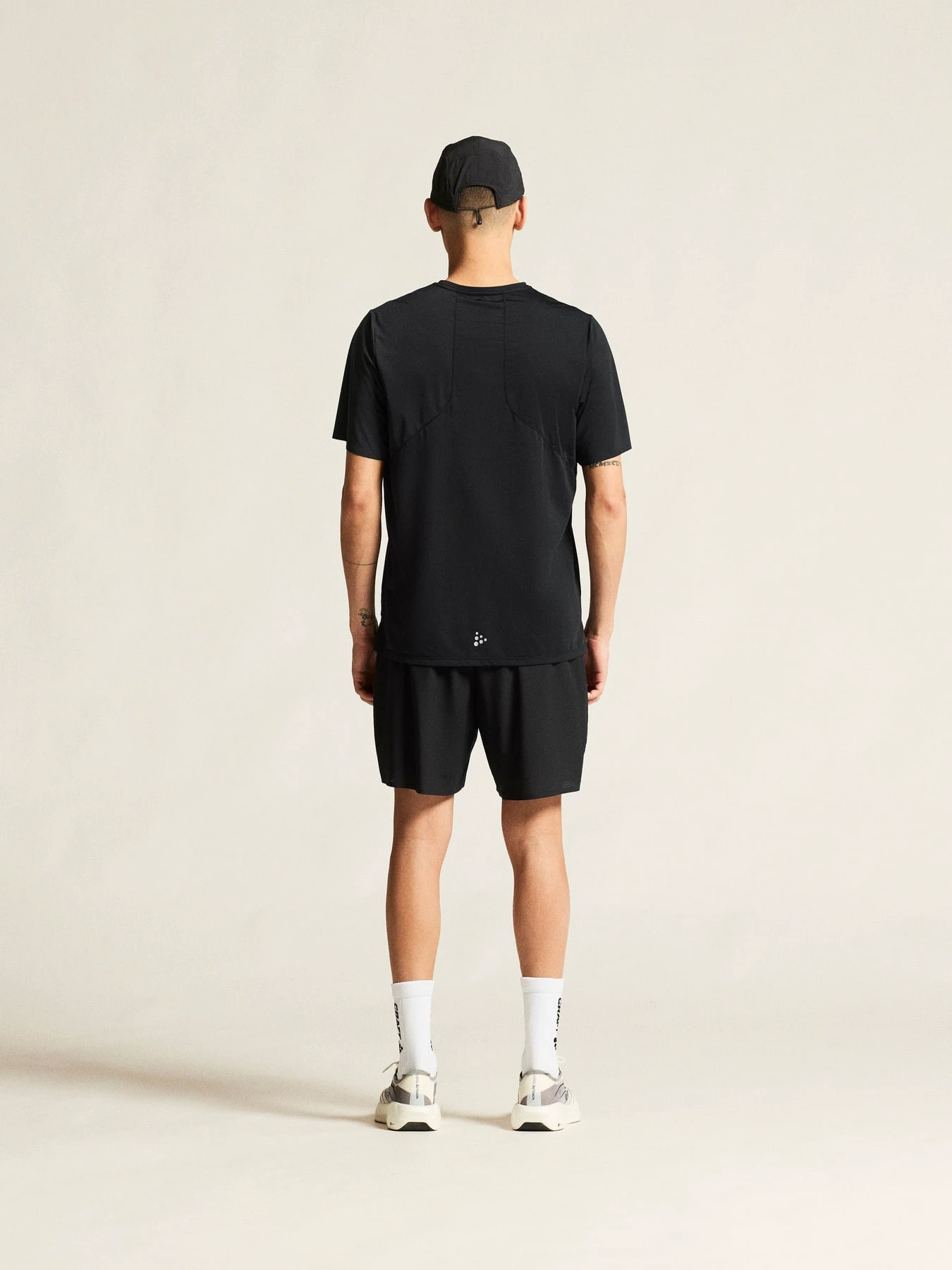 6. Pantaloni scurți trail Craft Pro Trail Shorts - negri | alergare munte