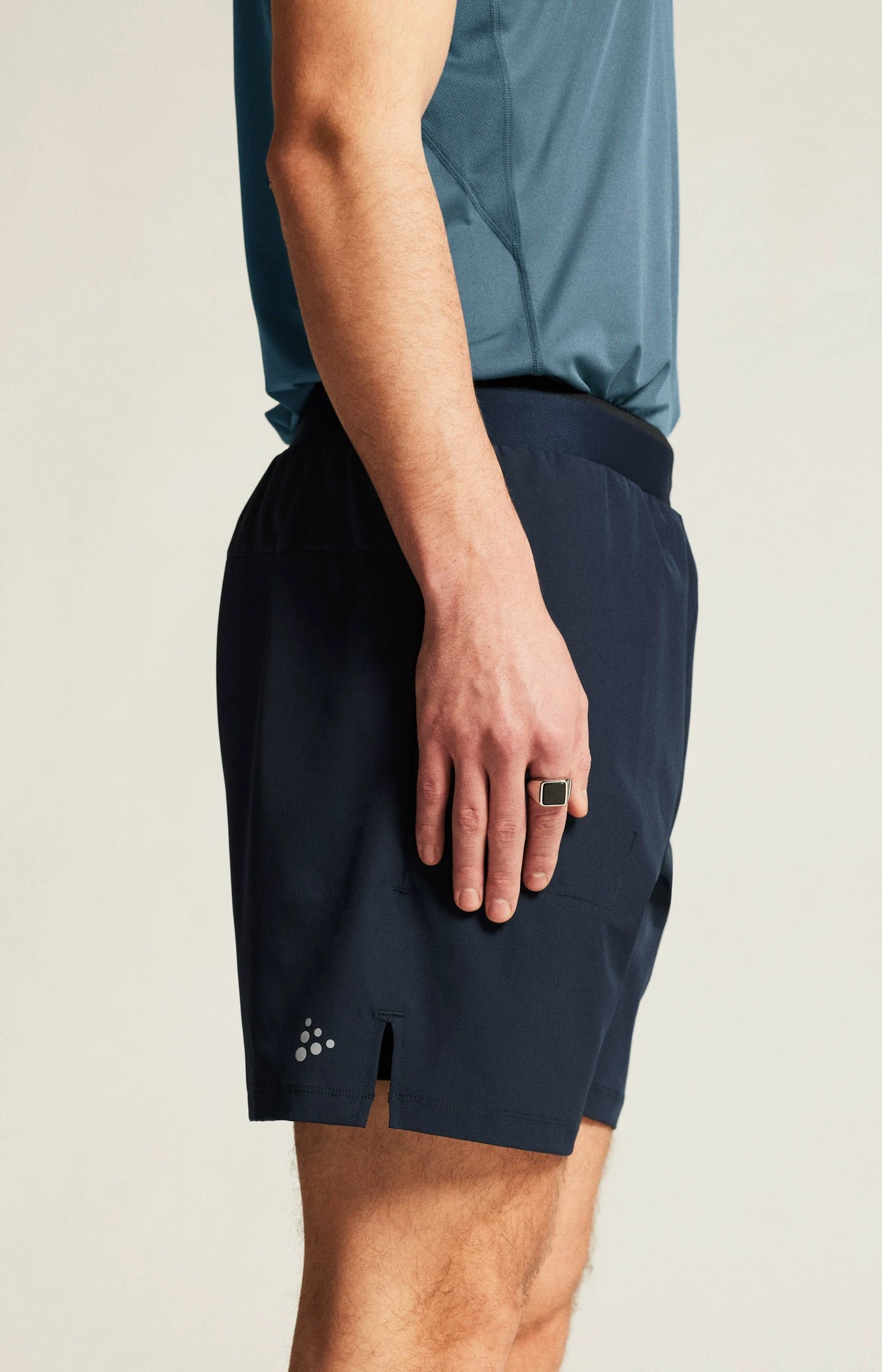 7. Pantaloni scurți Craft ADV Essence 2-in-1 Shorts 2 - albastru | alergare