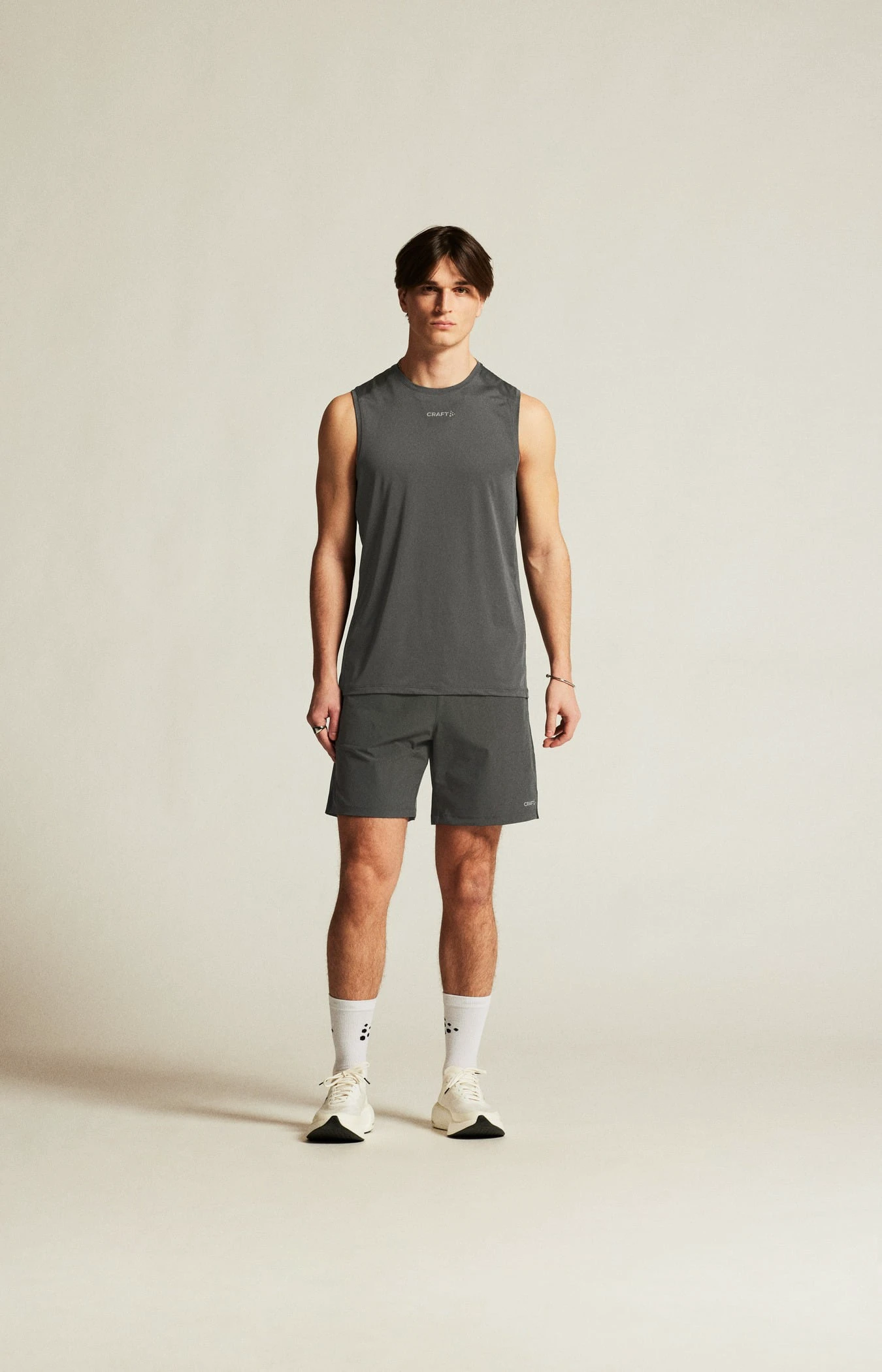 Pantaloni scurți Craft ADV Essence 2-in-1 Shorts 2 - gri | alergare - 191400