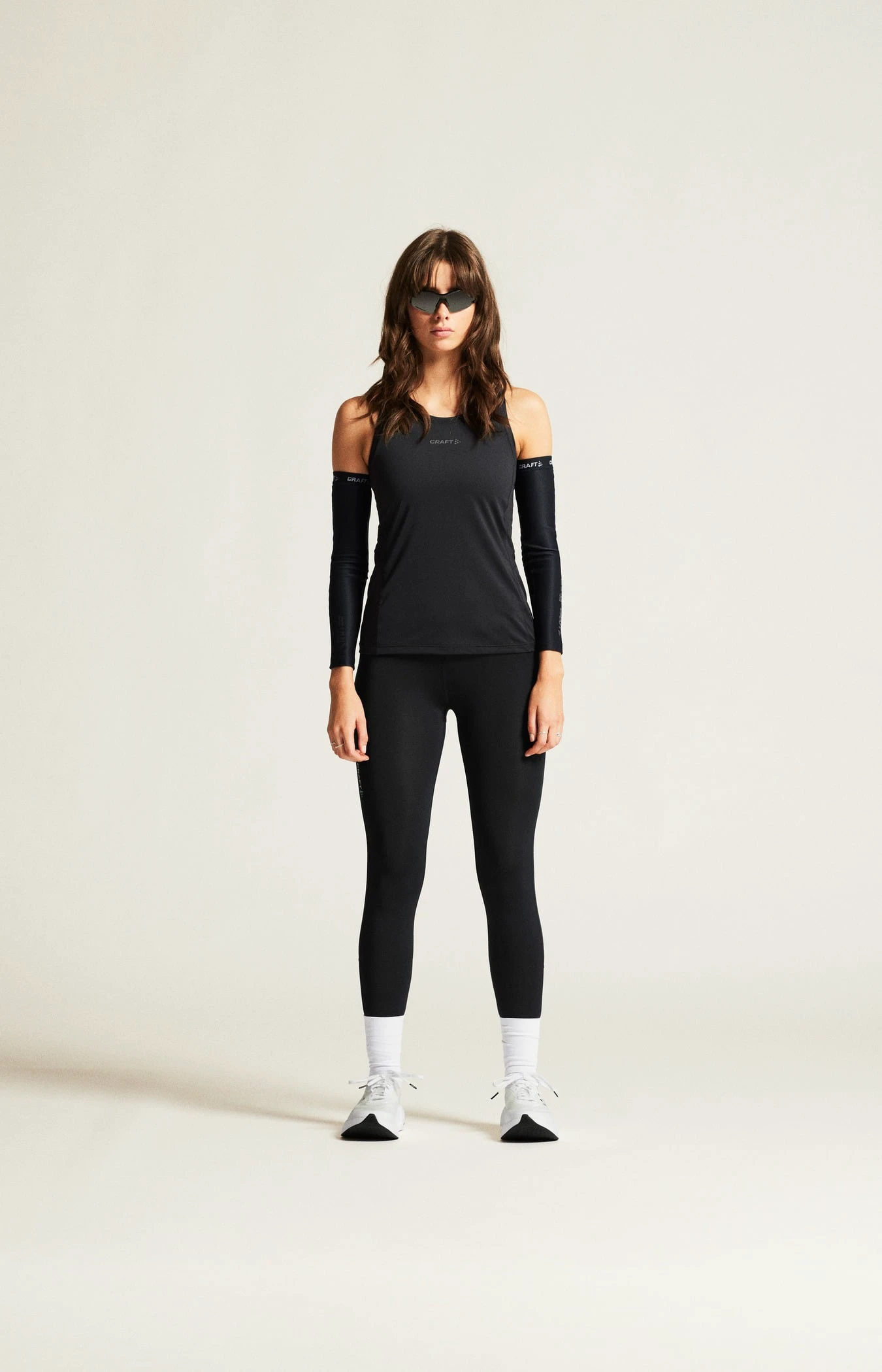 Maiou alergare Craft ADV Essence Singlet 2 - negru | femei - 191495