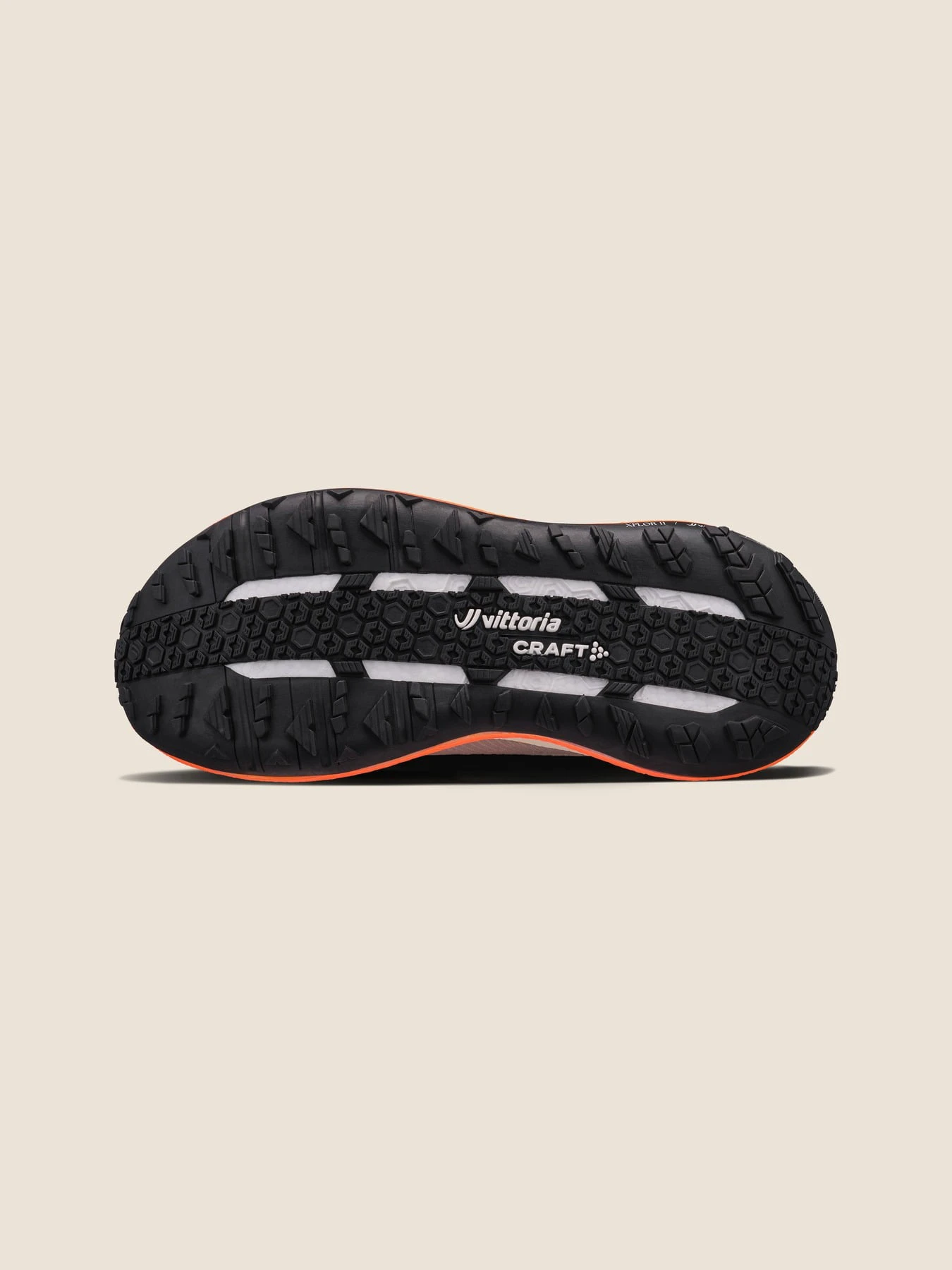 9. Pantofi alergare Craft Xplor 2 - bej | gravel și trail
