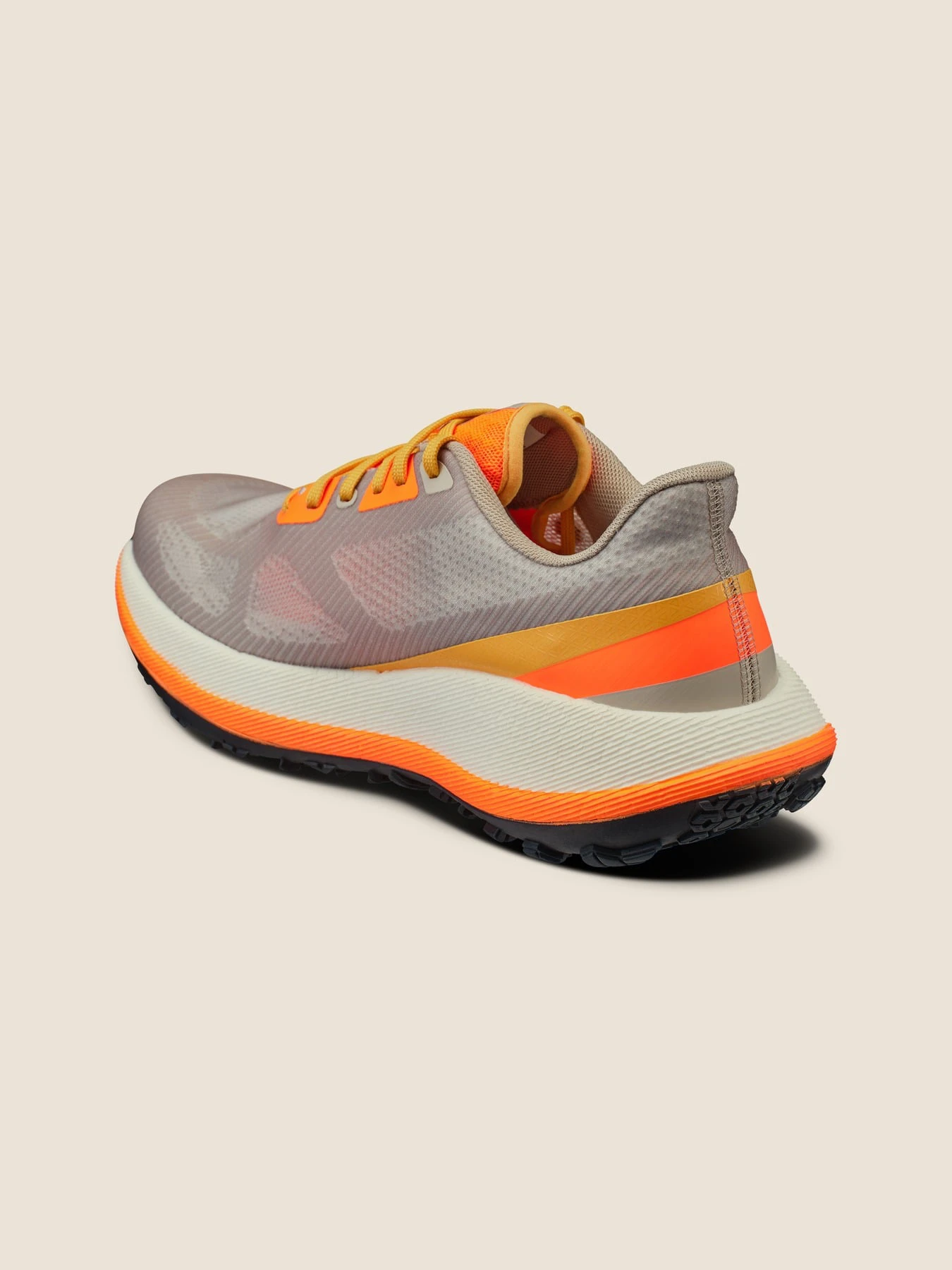 6. Pantofi alergare Craft Xplor 2 - bej | gravel și trail