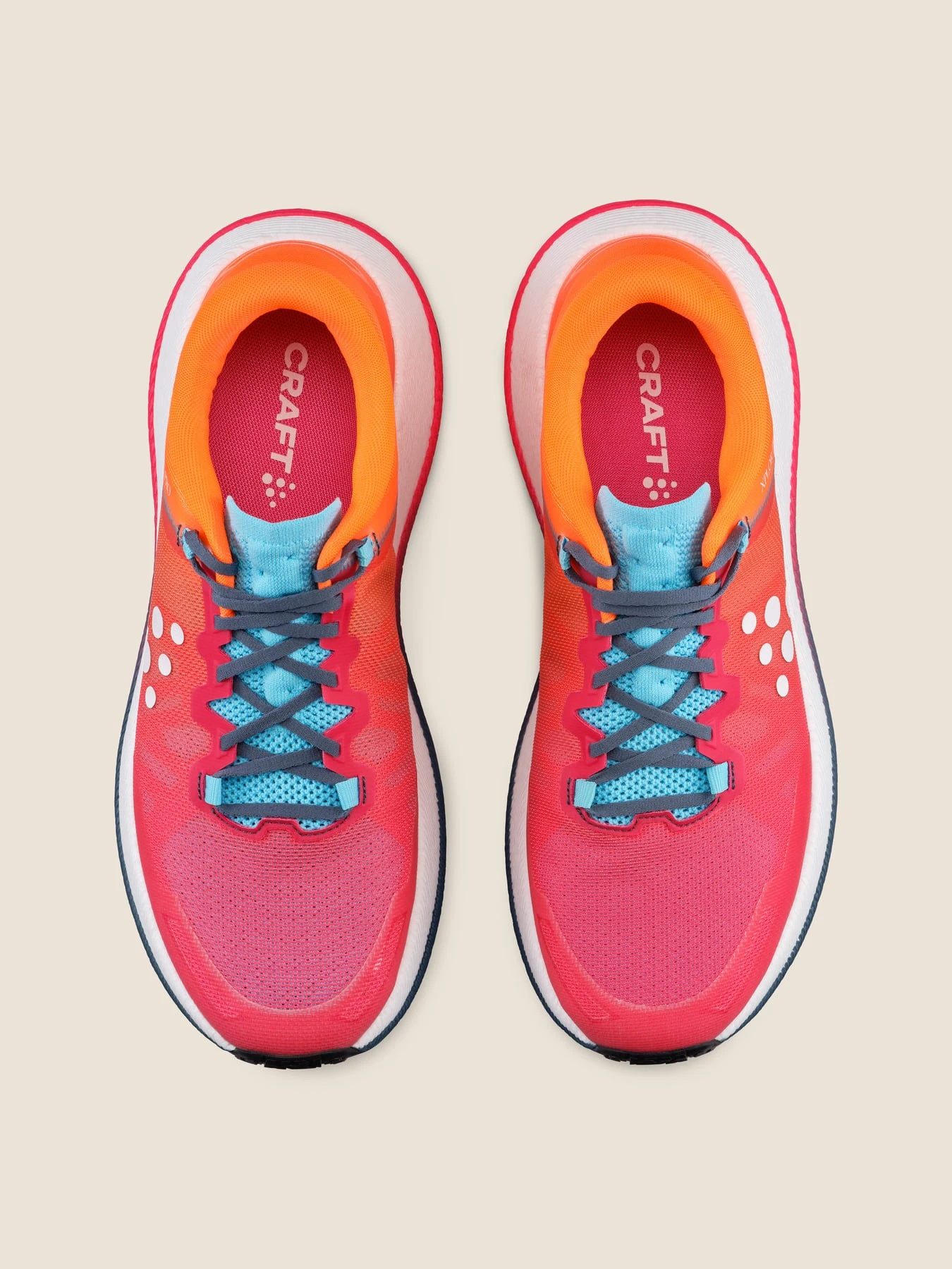 6. Pantofi alergare Craft Xplor Pro W - portocaliu | gravel & trail