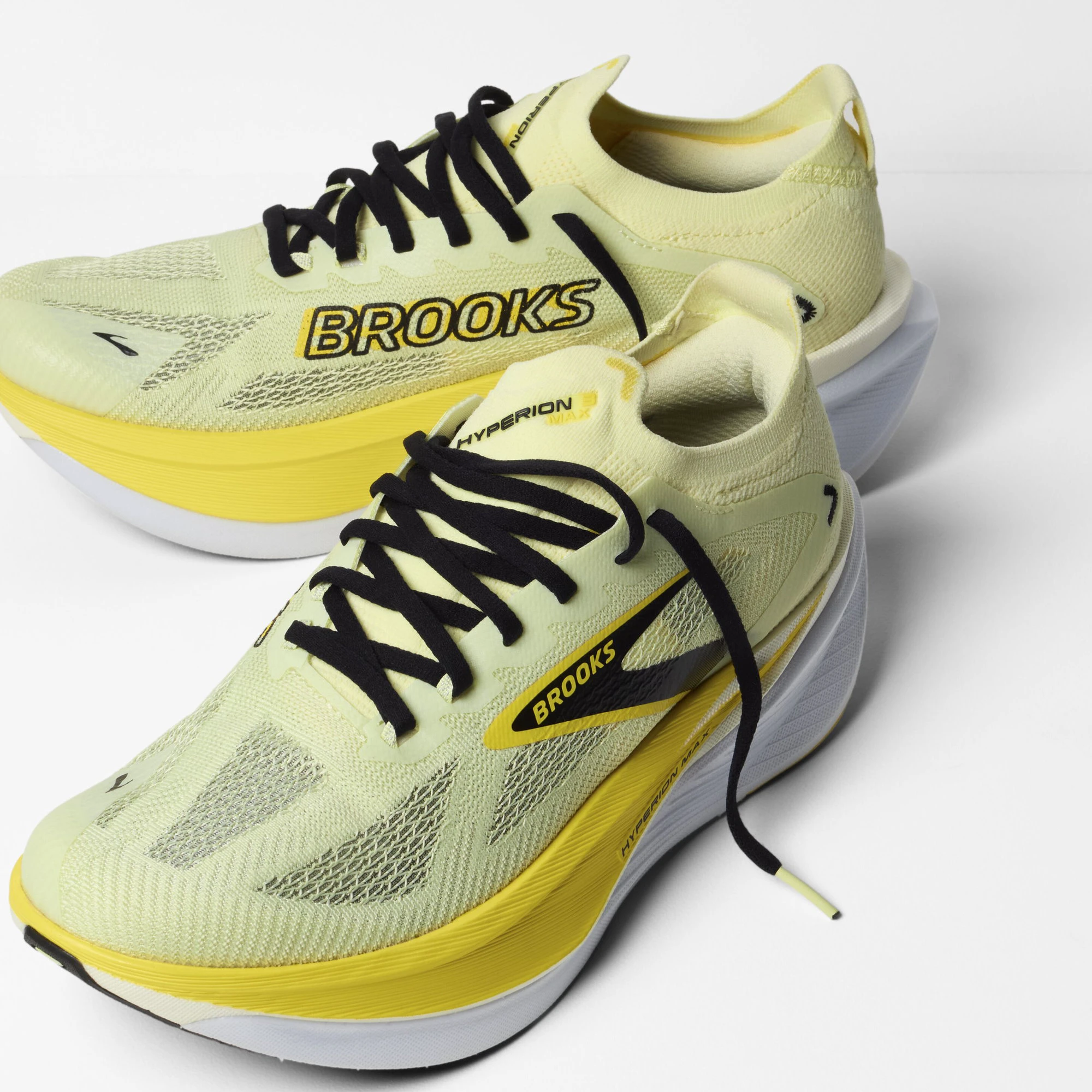 2. Pantofi alergare Brooks Hyperion Max 3 - galben | viteză și reactivitate