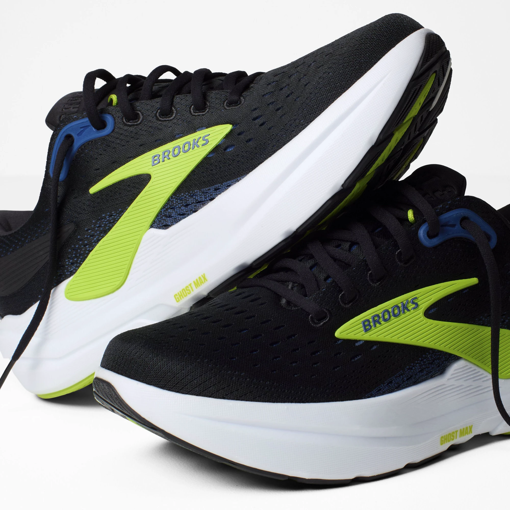 2. Pantofi alergare Brooks Ghost Max 3 - negru | amortizare premium
