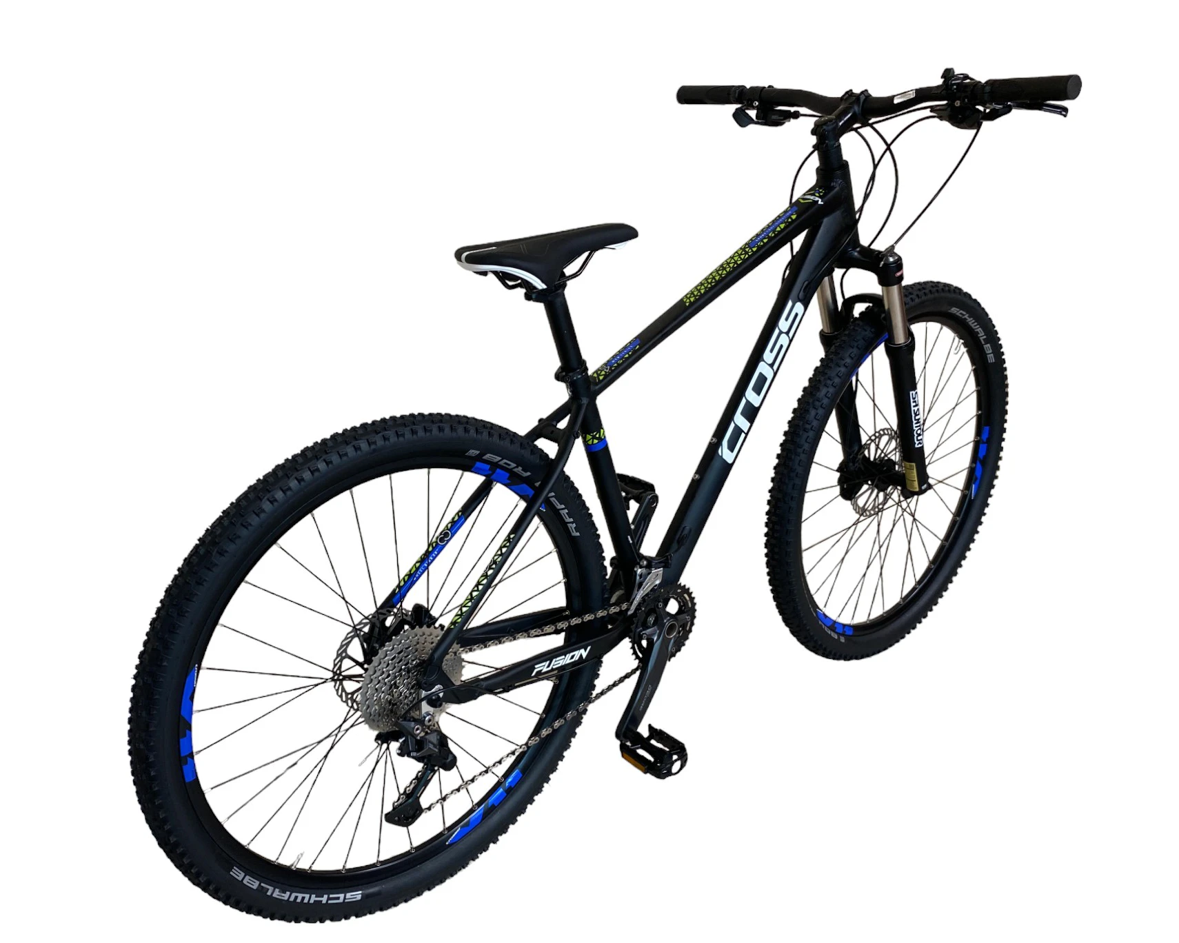 3. Bicicleta Mtb CROSS Fusion X 29 - Black