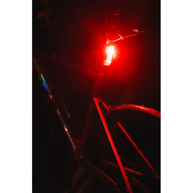 6. Stop ZEFAL Supervision R150 USB 150 Lumeni