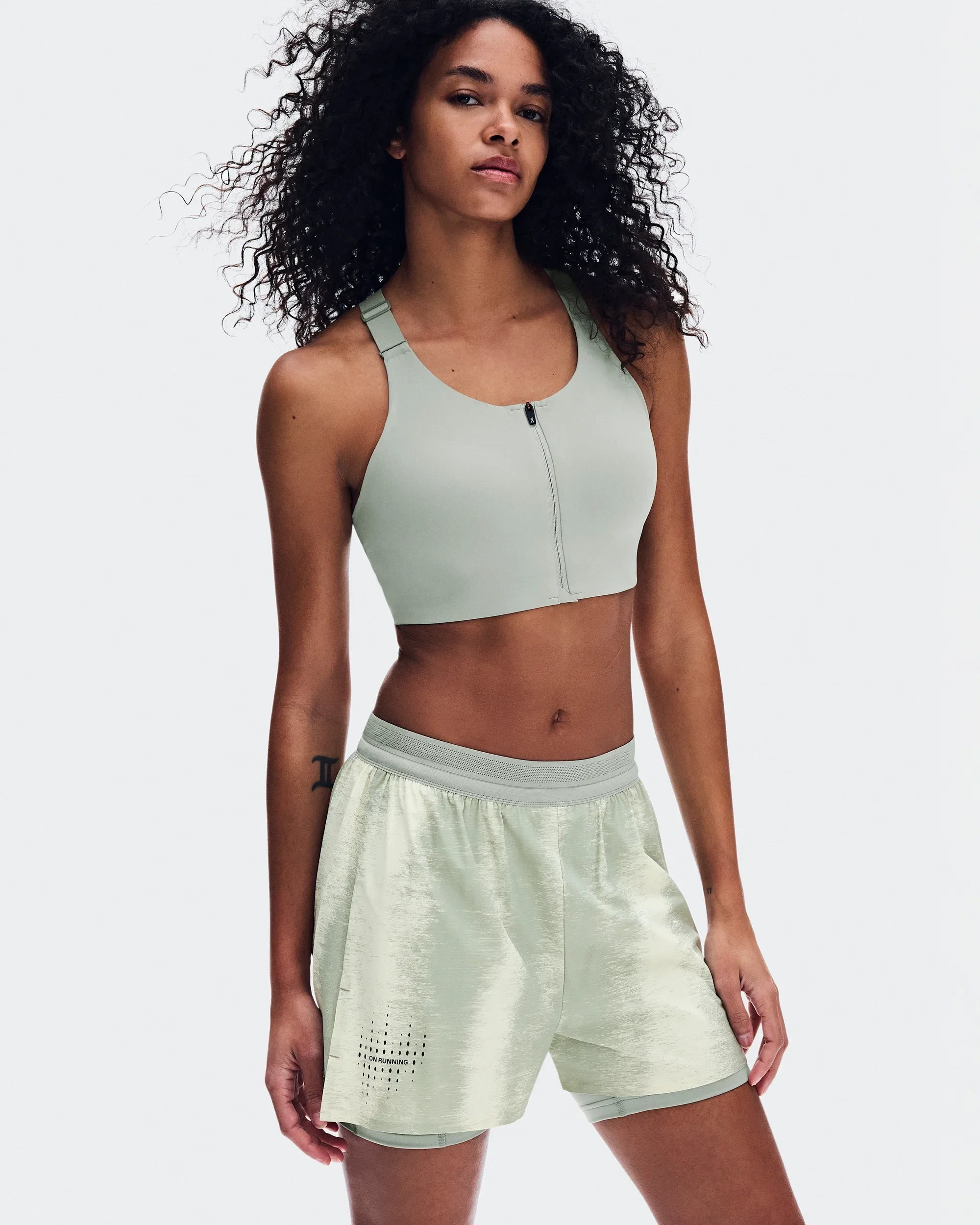 2. Pantaloni scurți On Performance Shorts Terra W - Seedling | Tin | alergare