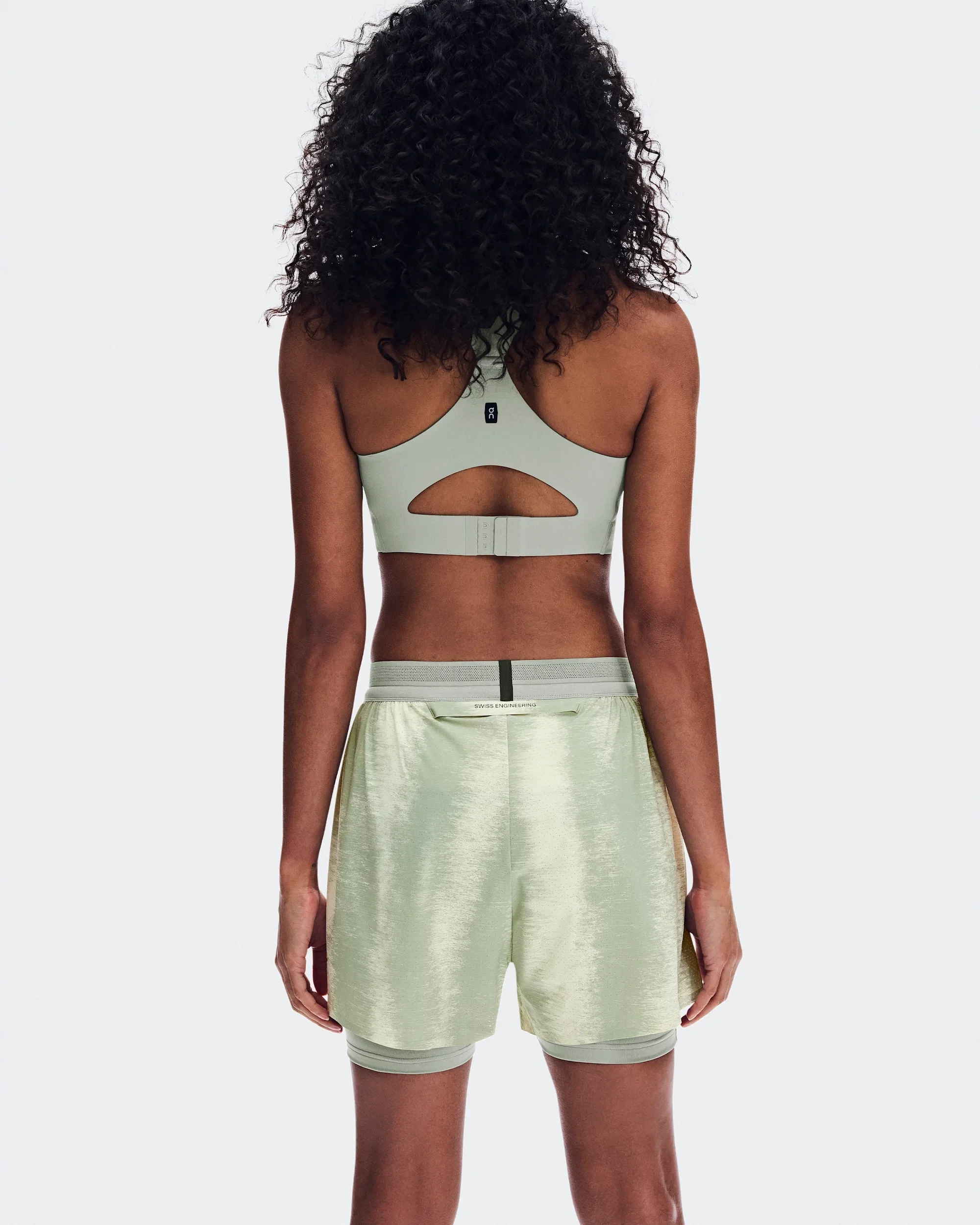 5. Pantaloni scurți On Performance Shorts Terra W - Seedling | Tin | alergare