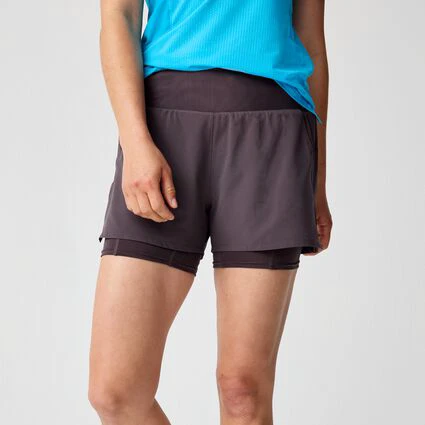 1. Pantaloni scurți alergare Brooks High Point 3" 2-in-1 Short 2.0 damă - mov