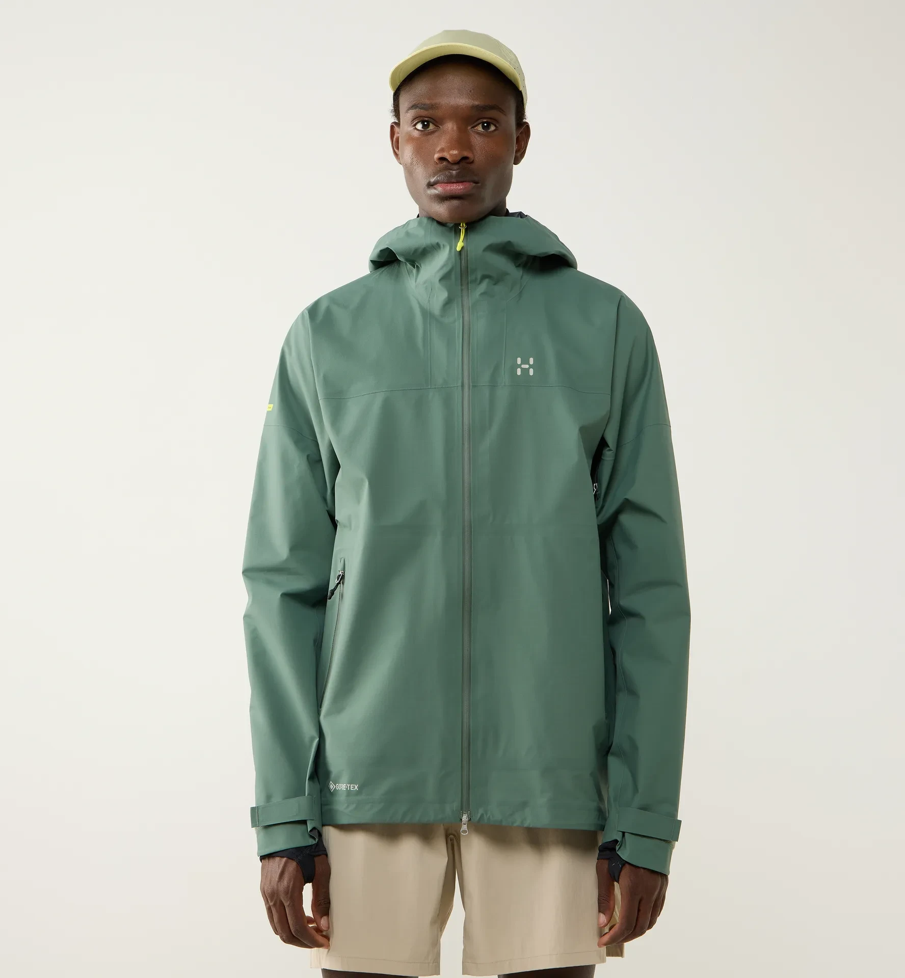 1. Jachetă impermeabilă Haglöfs L.I.M Airak GTX Jacket bărbați - verde