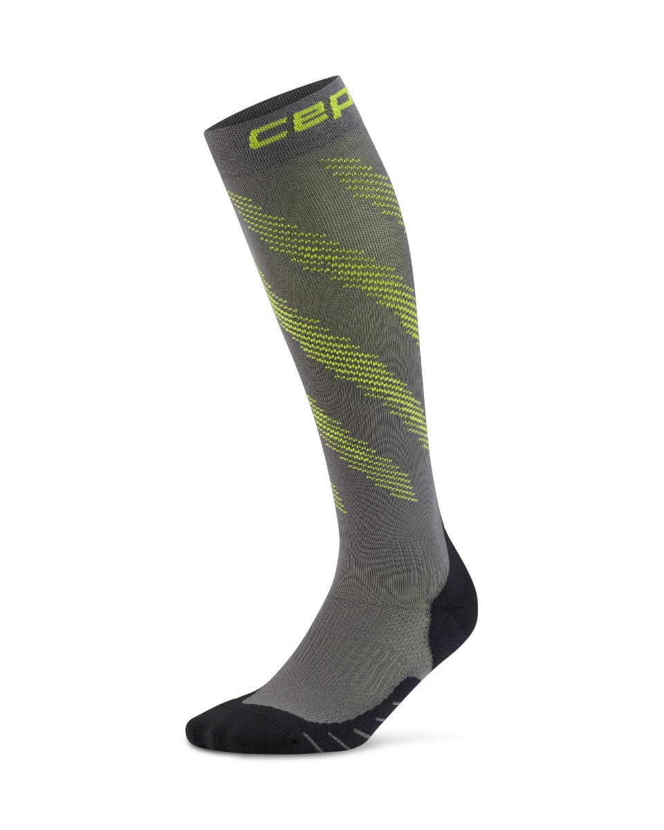 1. Șosete compresie CEP Run Edition Elliptic Tall bărbați - gri închis / verde lime