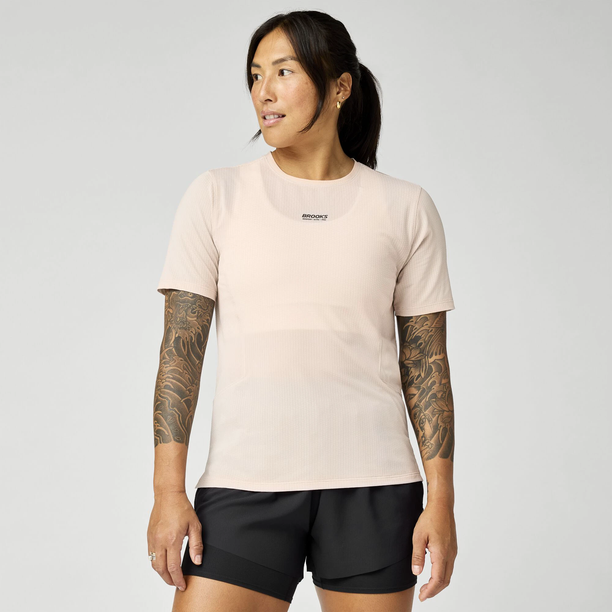 1. Tricou tehnic alergare Brooks High Point Short Sleeve 2.0 damă - roz prăfuit