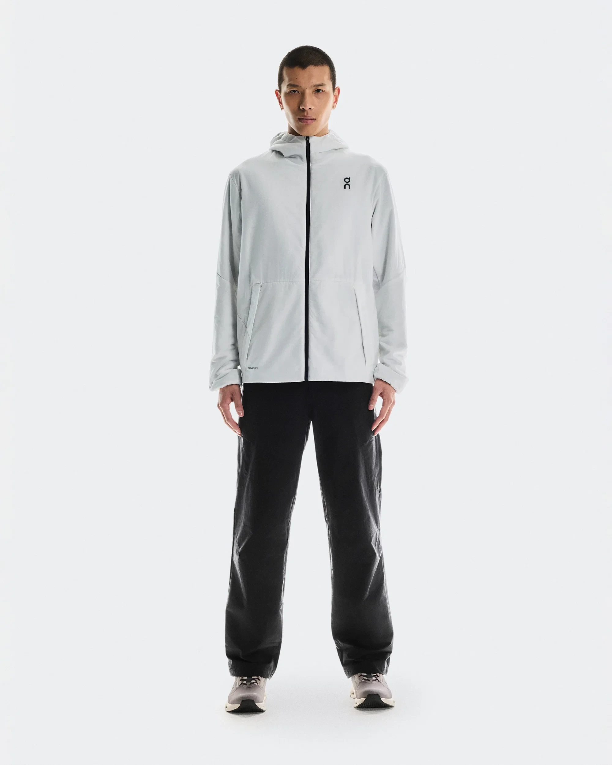 1. Pantaloni outdoor On Trek Pants - negru | buzunare cargo