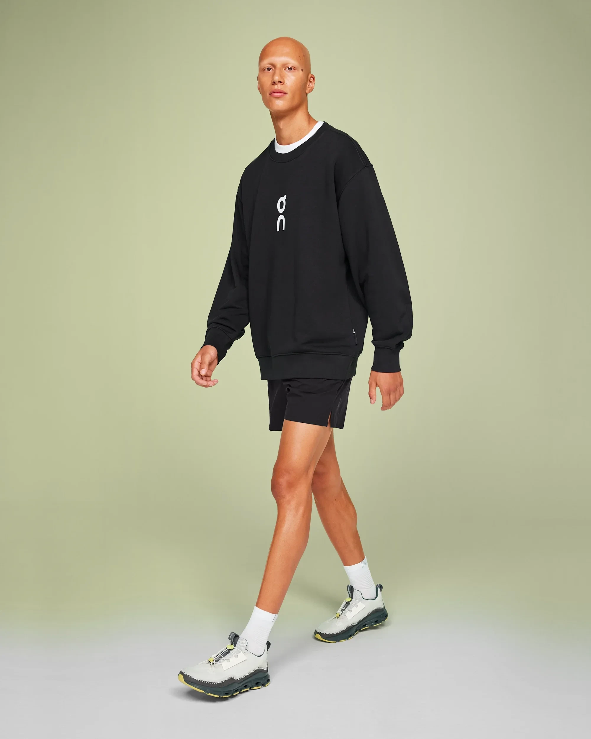 1. Bluză sport On Club Crew - negru | bumbac organic