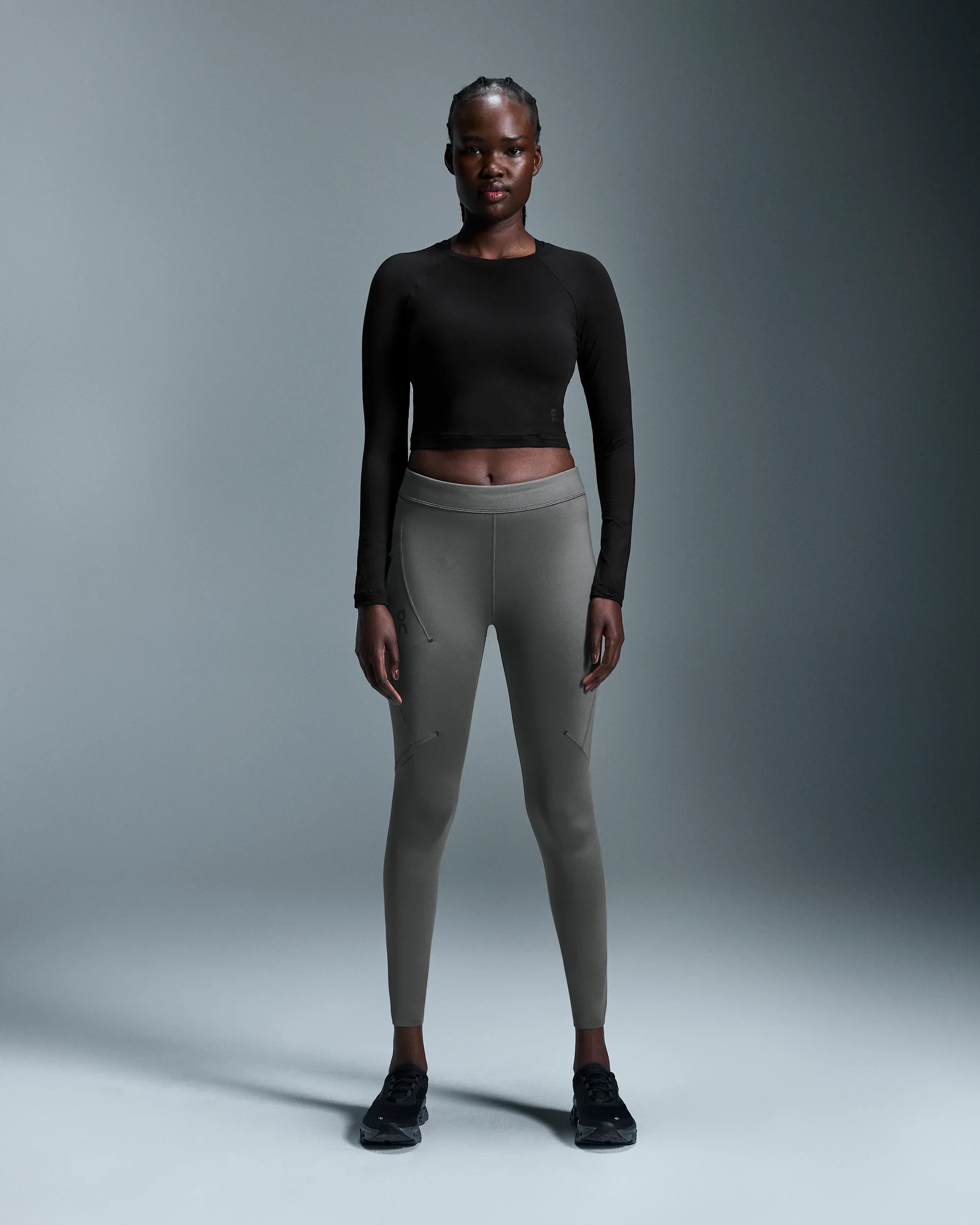 Bluză sport On Studio Long-T Crop - negru | mânecă lungă - 62611