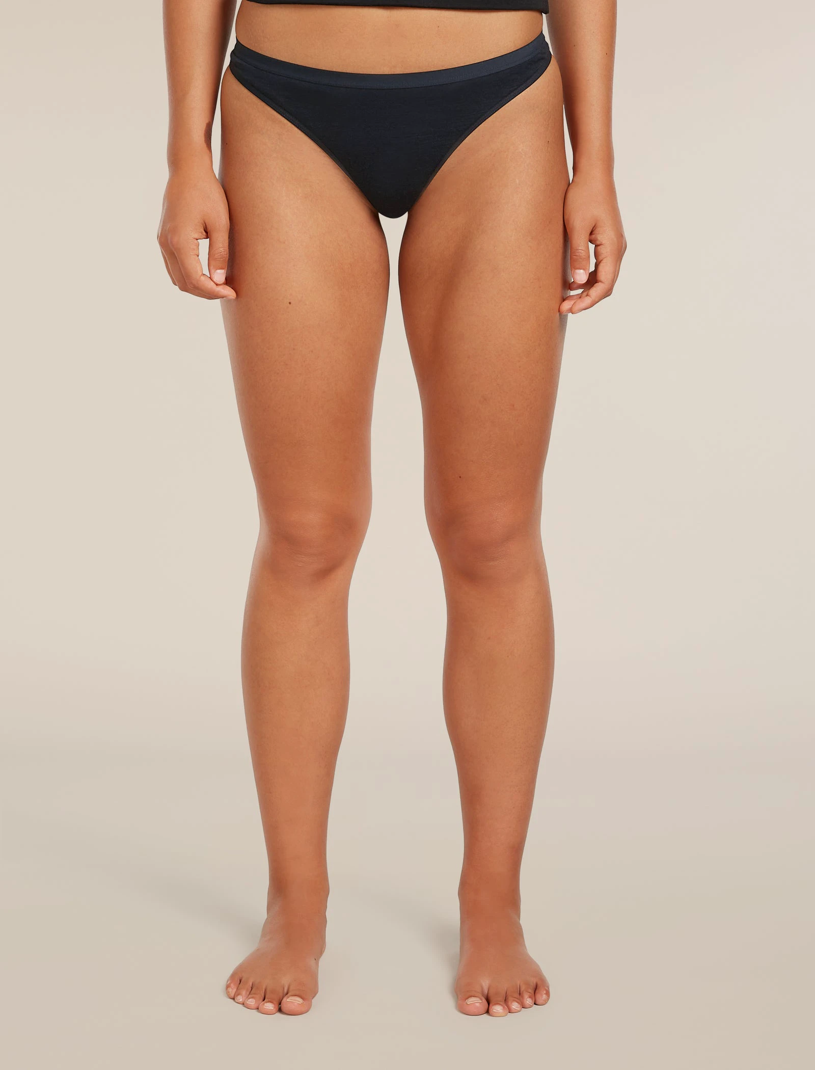 1. Chilot Merino Icebreaker Siren Thong - negru Black