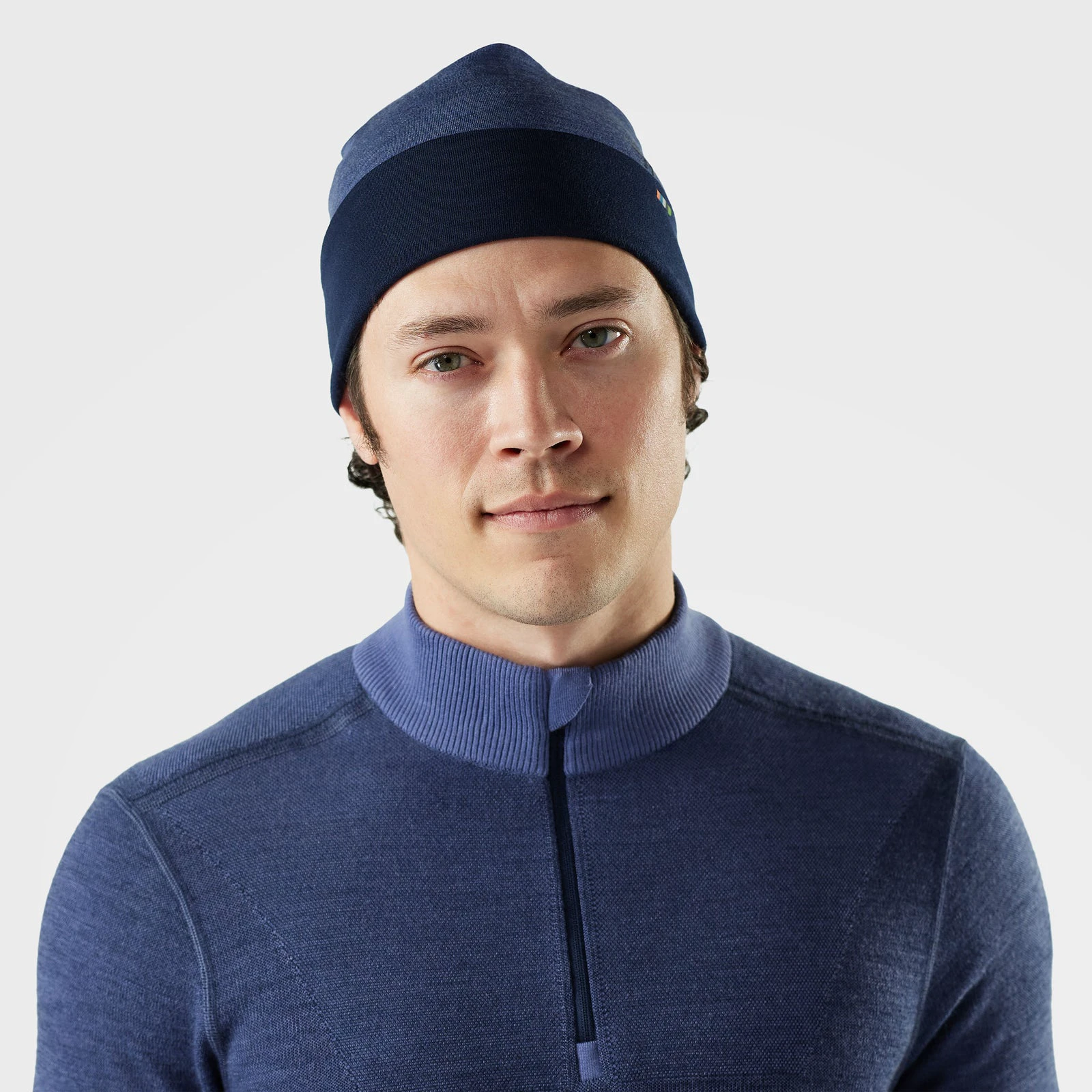 1. Căciulă Merino Smartwool Thermal Reversible - bleumarin Nightfall/Deep Navy