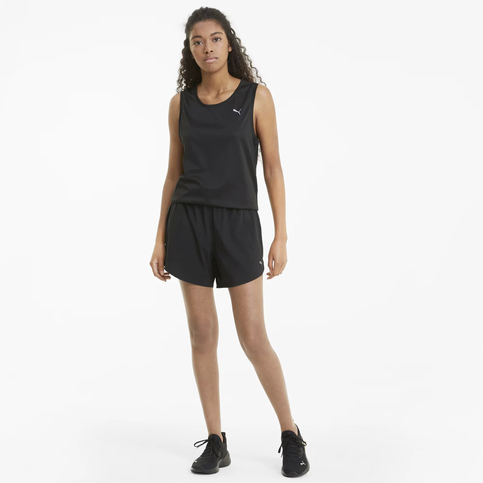 5. Puma - pantaloni scurti pentru femei Run Favorite Woven 5 inch pants - negru