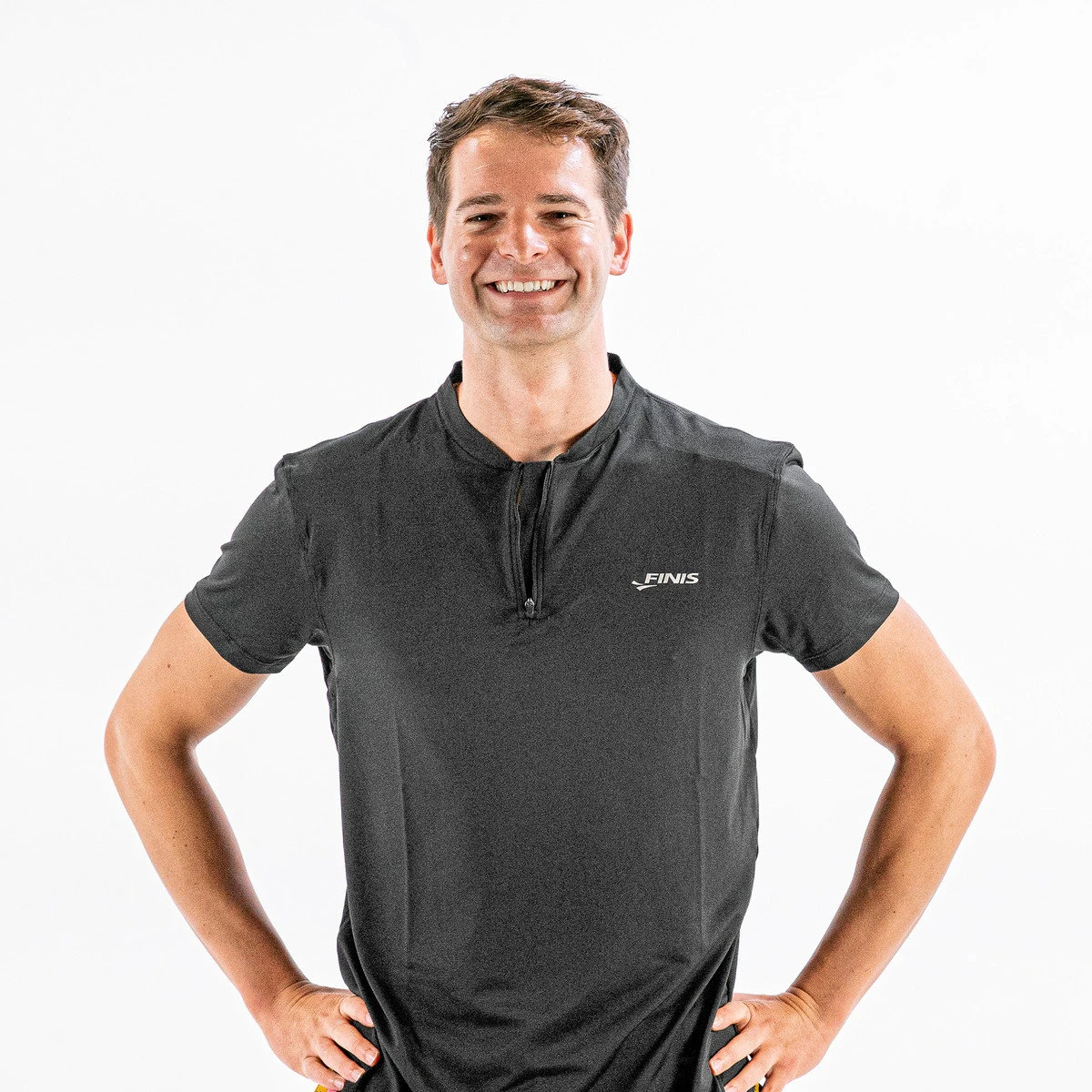 1. Finis - tricou sport Polo barbati Tech Polo - negru
