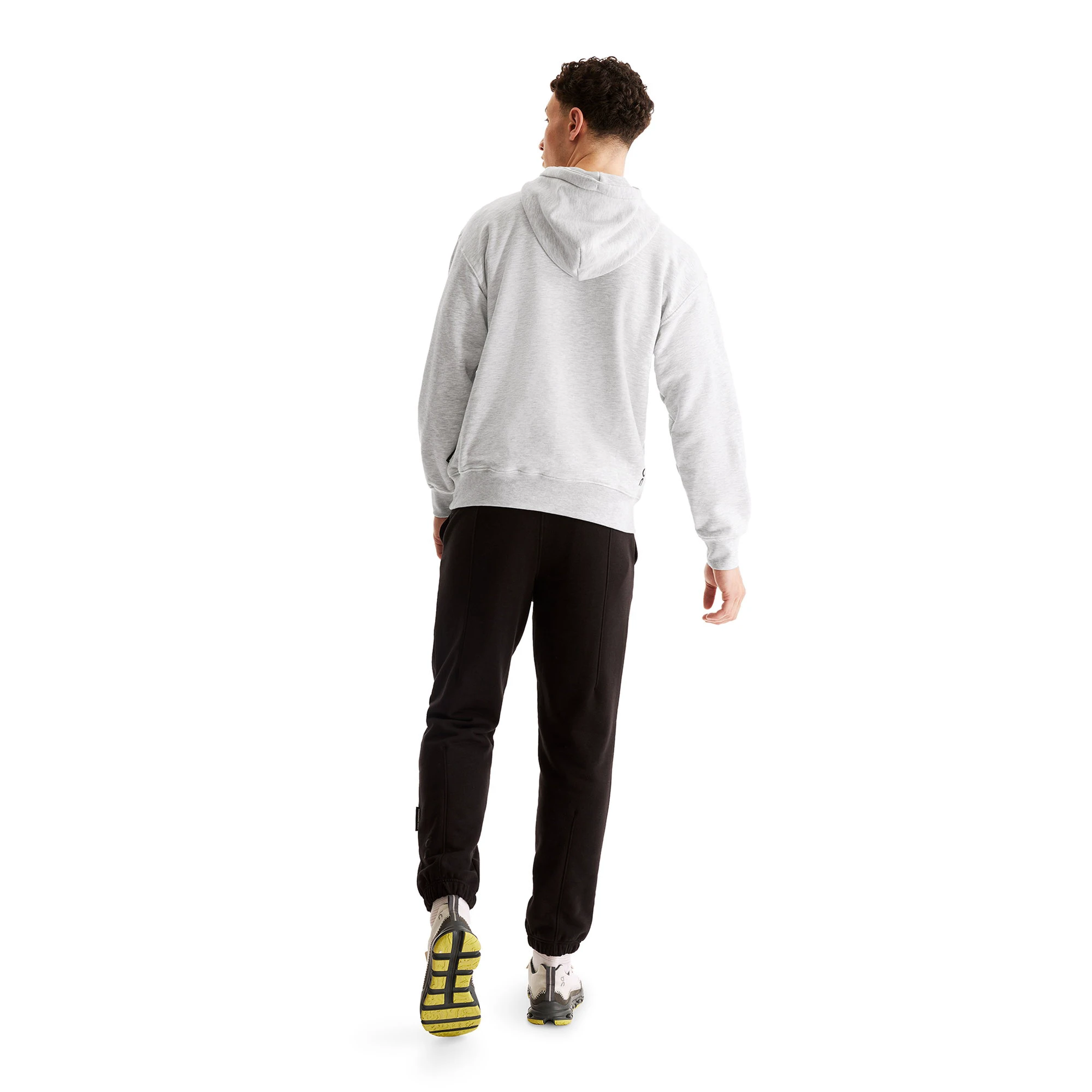 4. On Cloud - hanorac sport pentru barbati On Club Hoodie - gri deschis crater