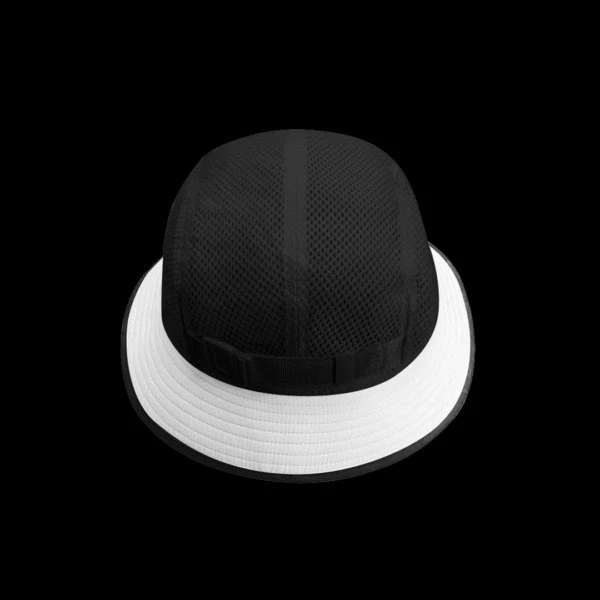 2. Instinct - palarie - BOB - B&W