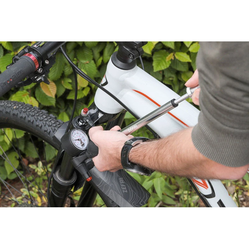 2. Pompa shock ZEFAL Z Shock - Black/Silver