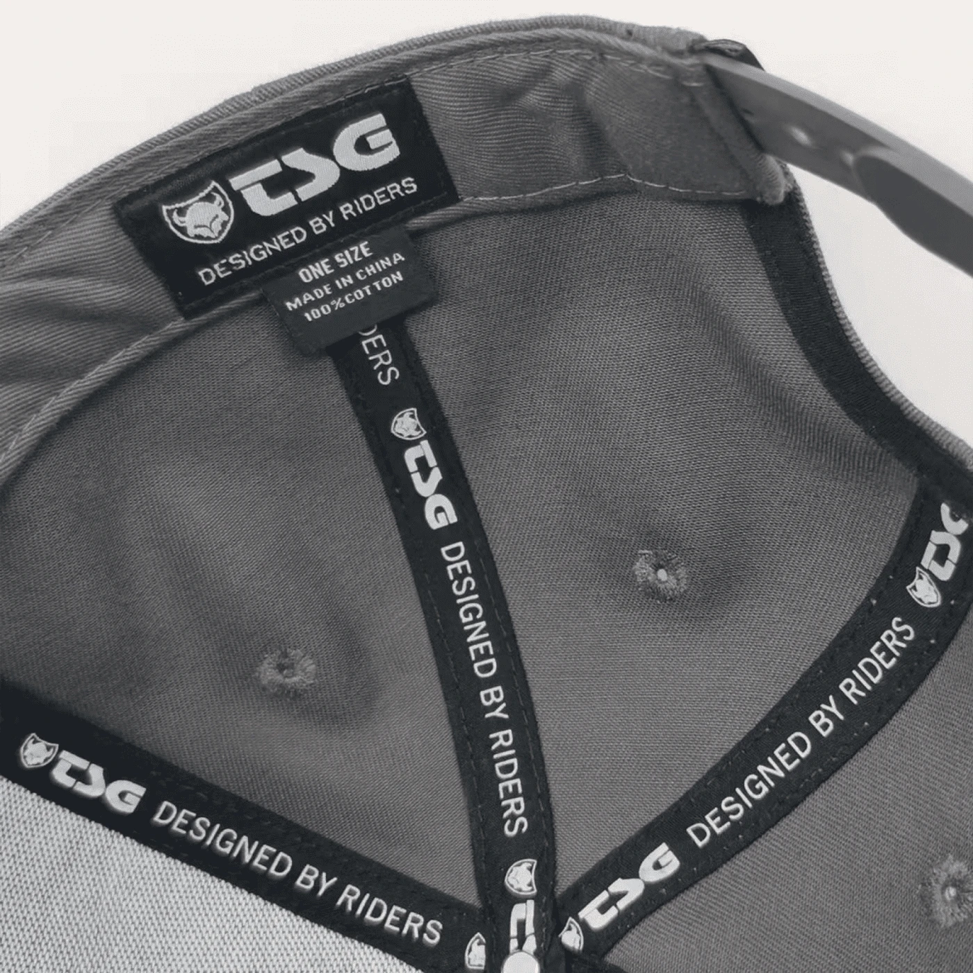 3. Sapca TSG Snapback - Leather Label Grey
