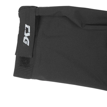 9. Jacheta de ploaie TSG Drop - Black