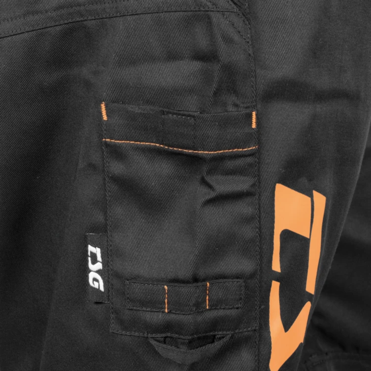 5. Pantaloni scurti TSG Worx - Black Orange