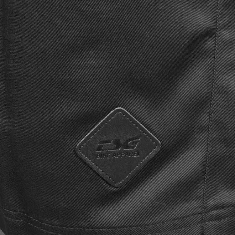 6. Pantaloni scurti TSG Worx - Black Orange