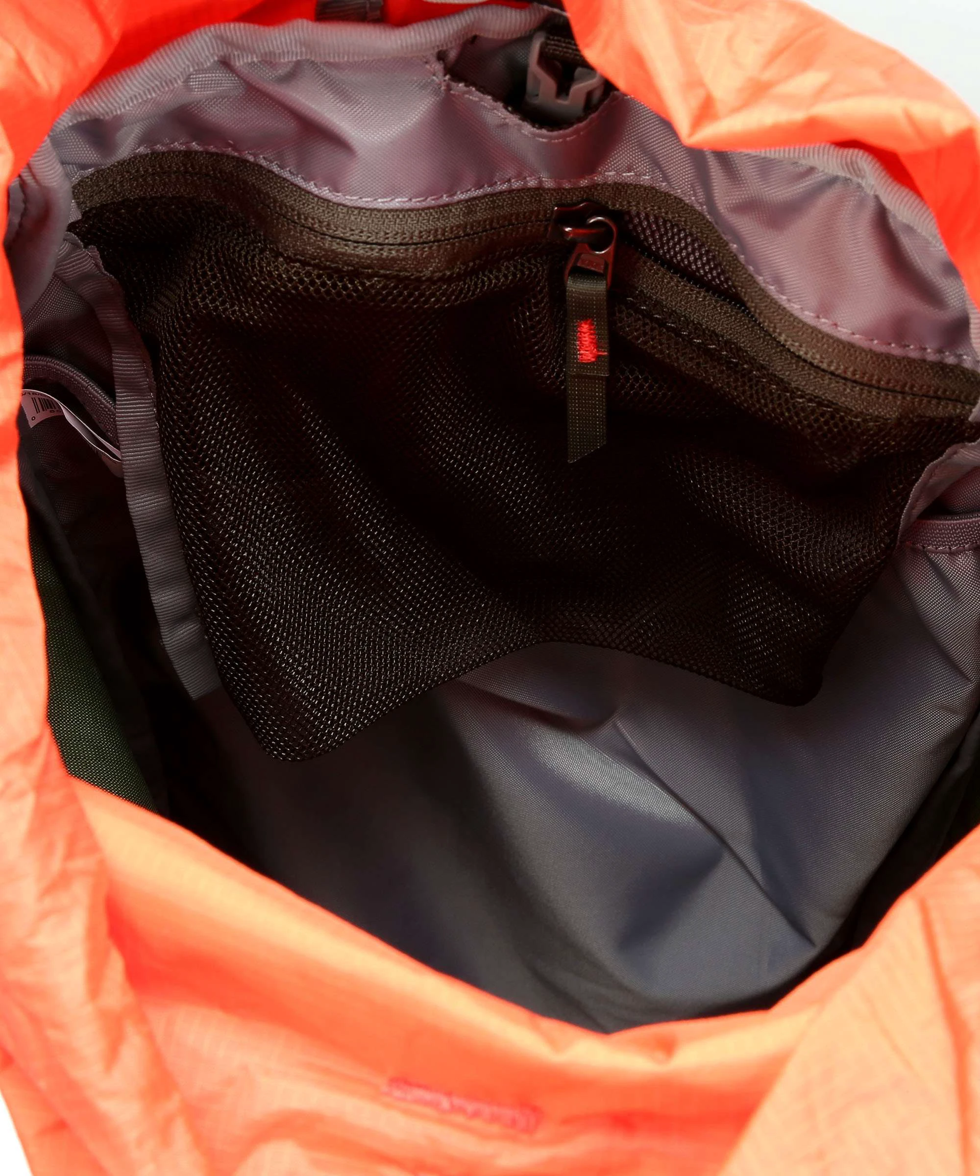 1. Rucsac THULE Stir 20L - Dark Forest