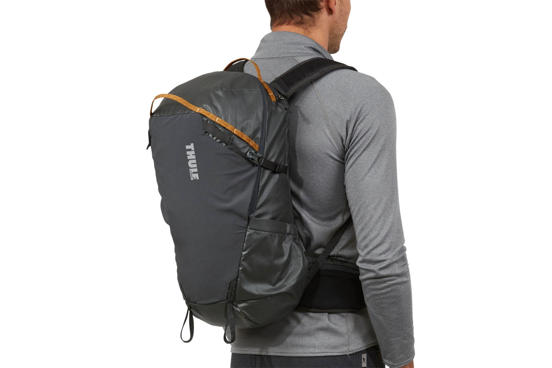 2. Rucsac THULE Stir 25L - Obsidian Grey