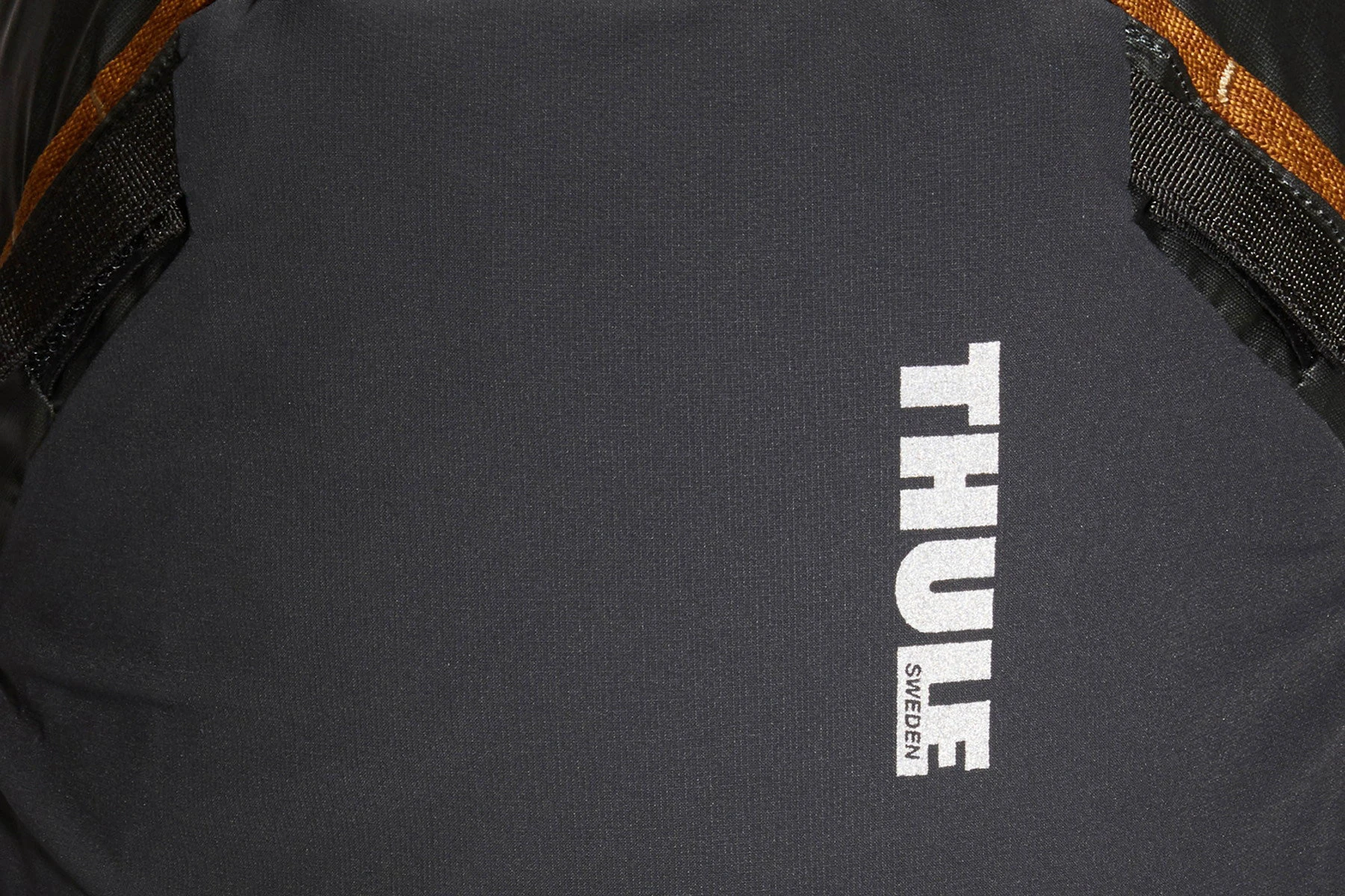 6. Rucsac THULE Stir 25L - Obsidian Grey