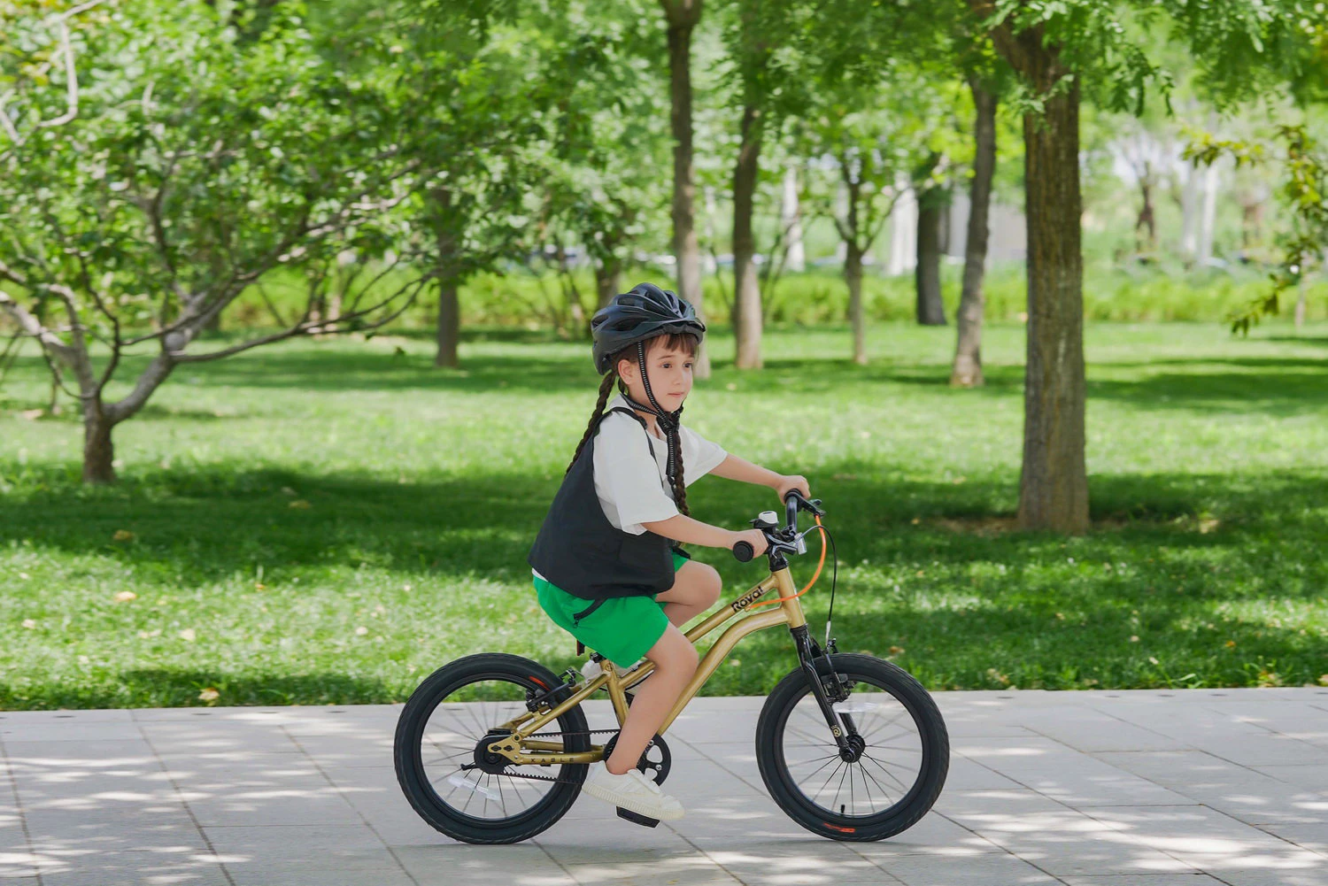 3. Bicicleta Royal Baby Kable-Belt 16 Golden