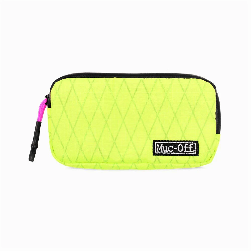 1. Muc-Off - borseta bicicleta Rainproof Essentials Case - verde lime hi vision