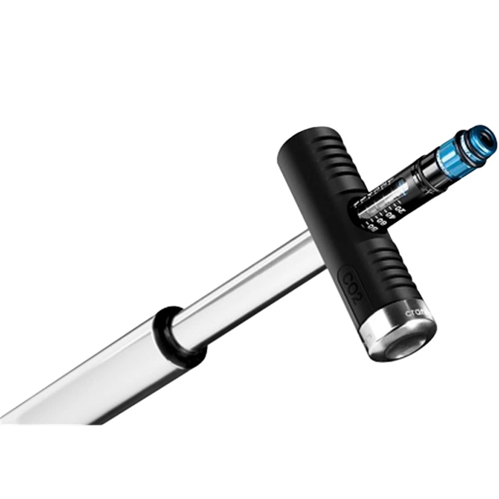 3. Crank Brothers - pompa mini pentru bicicleta Klic Hv Gauge cu adaptor CO2 - gri negru