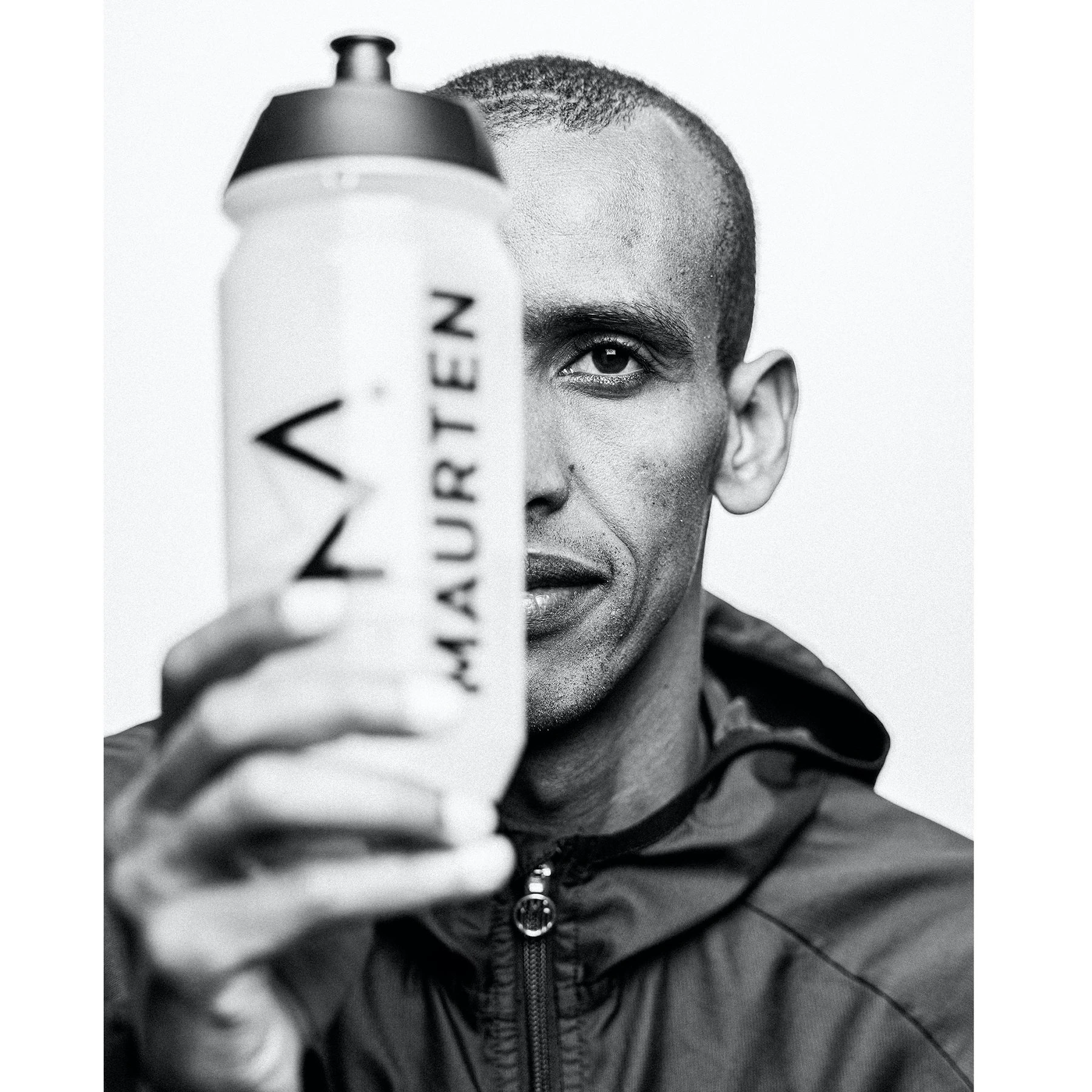 4. Maurten - bidon apa - 500ml