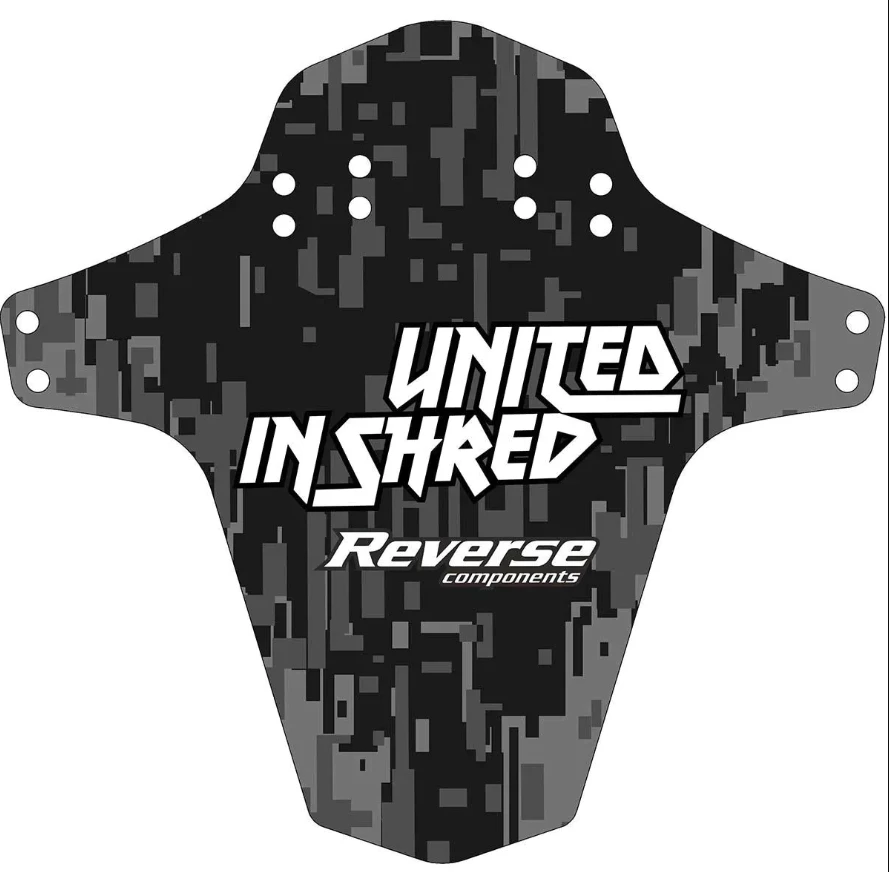 2. Aparatoare Reverse United in Shred Digi-Camo