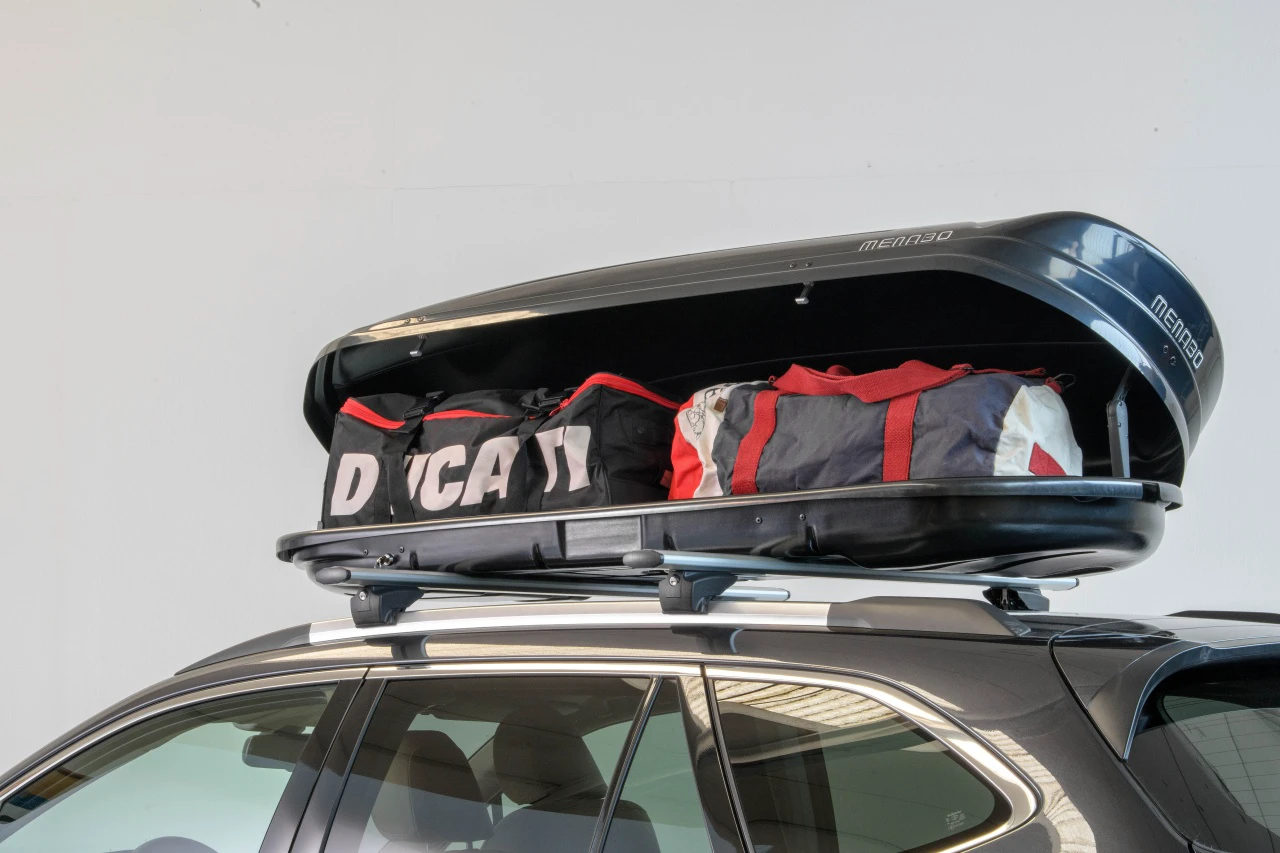 10. Cutie portbagaj Menabo Mania 580 DUO ABS Black,225x89x36cm