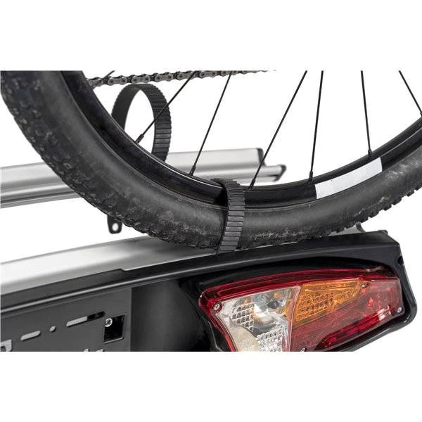 6. Suport biciclete Menabo Merak Eco Plus pentru 3 biciclete cu prindere pe carligul de remorcare