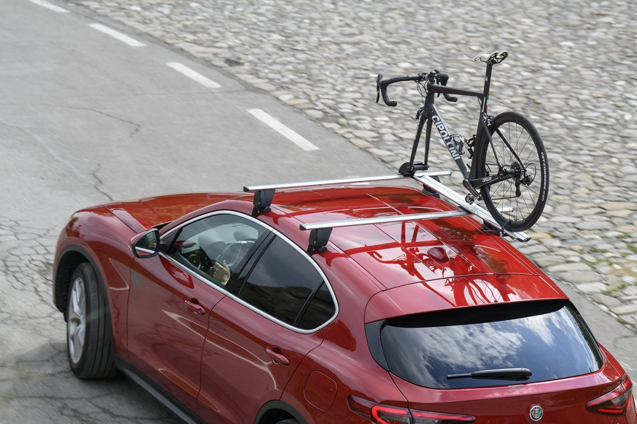7. Bare transversale Menabo Delta Silver pentru Audi Q2 (GA), 5 usi, model 2016+