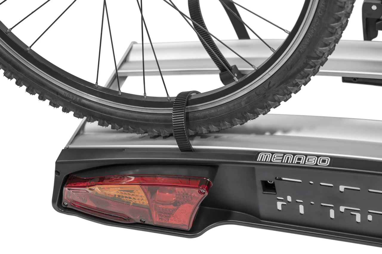 5. Suport biciclete Menabo Alcor 2 pentru 2 biciclete cu prindere pe carligul de remorcare