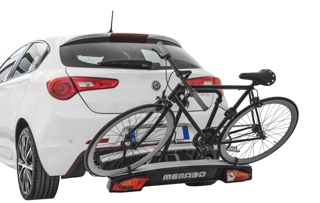 7. Suport biciclete Menabo Merak Tilting pentru 2 biciclete cu prindere pe carligul de remorcare